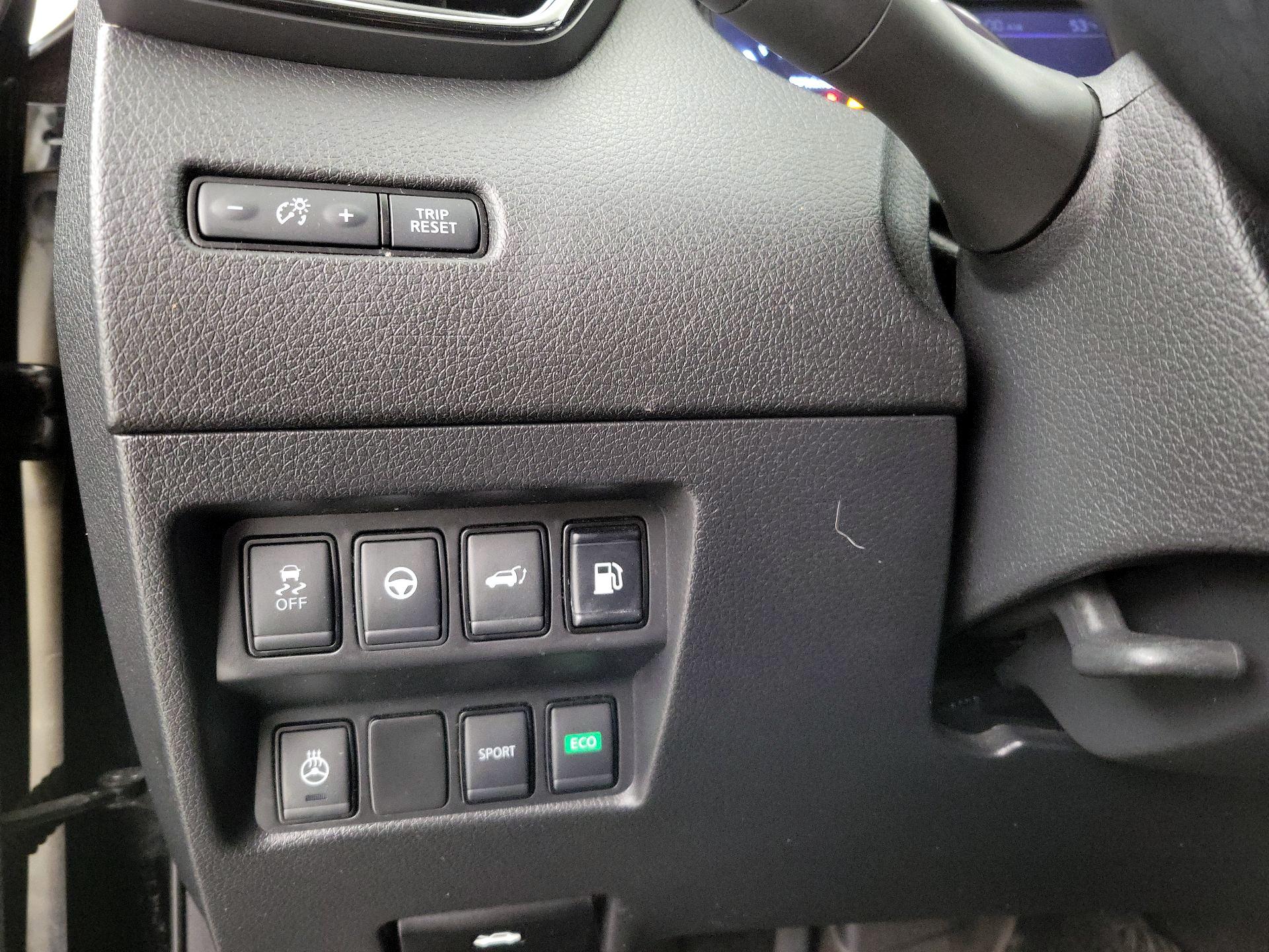 Thumbnail: 2019 Nissan Rogue - 13