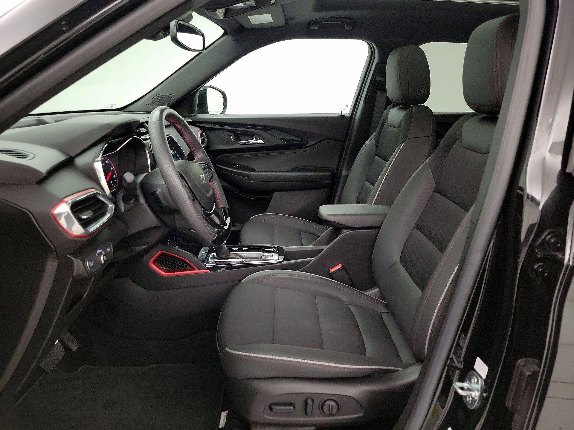 Thumbnail: 2023 Chevrolet TrailBlazer - 11