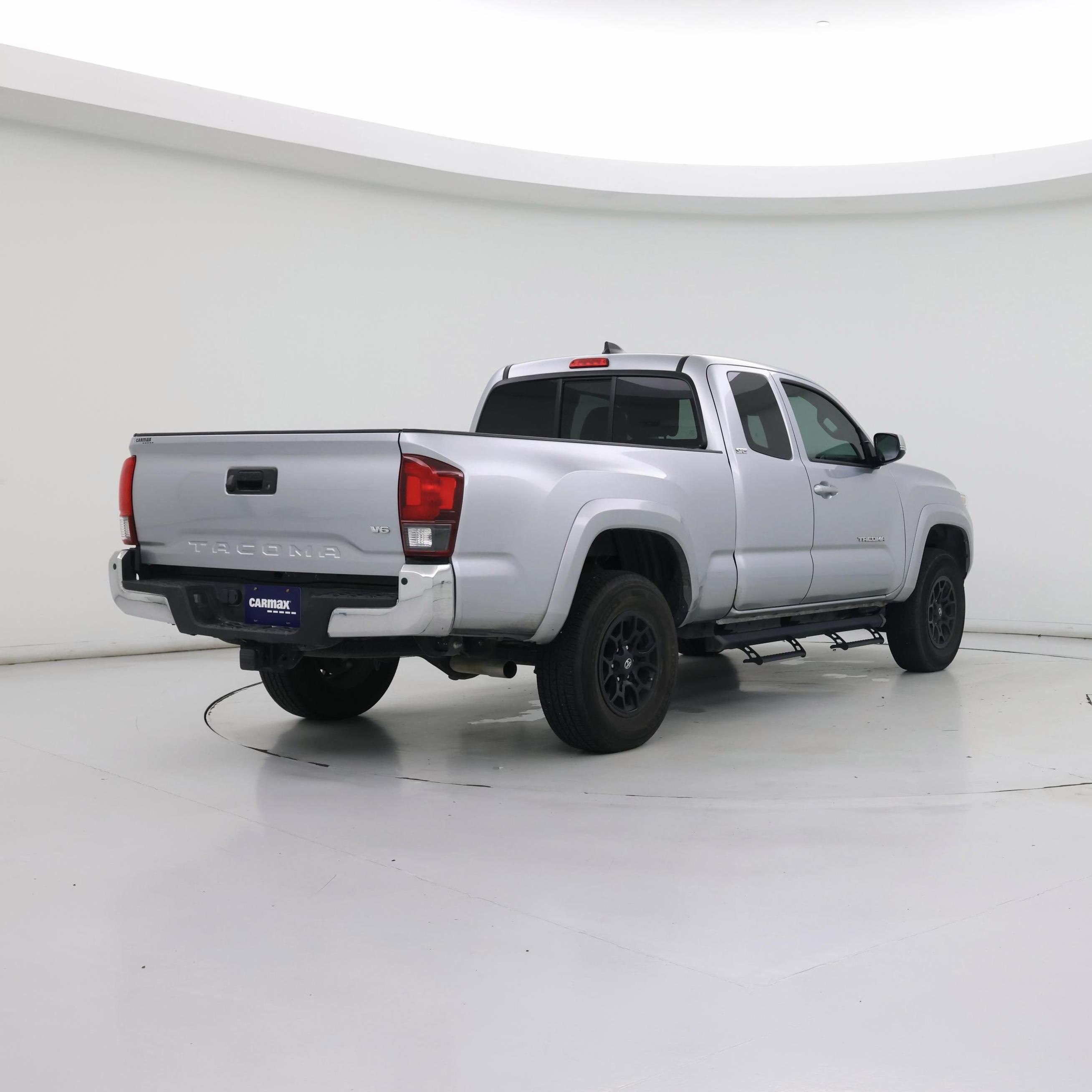 Thumbnail: 2022 Toyota Tacoma - 8