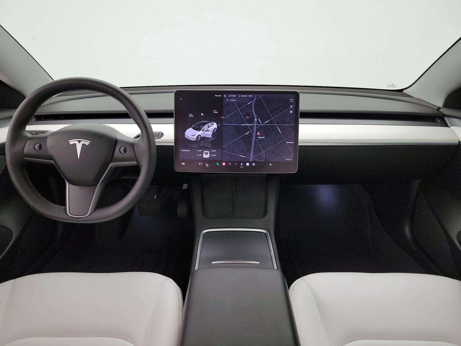 Thumbnail: 2022 Tesla Model 3 - 9