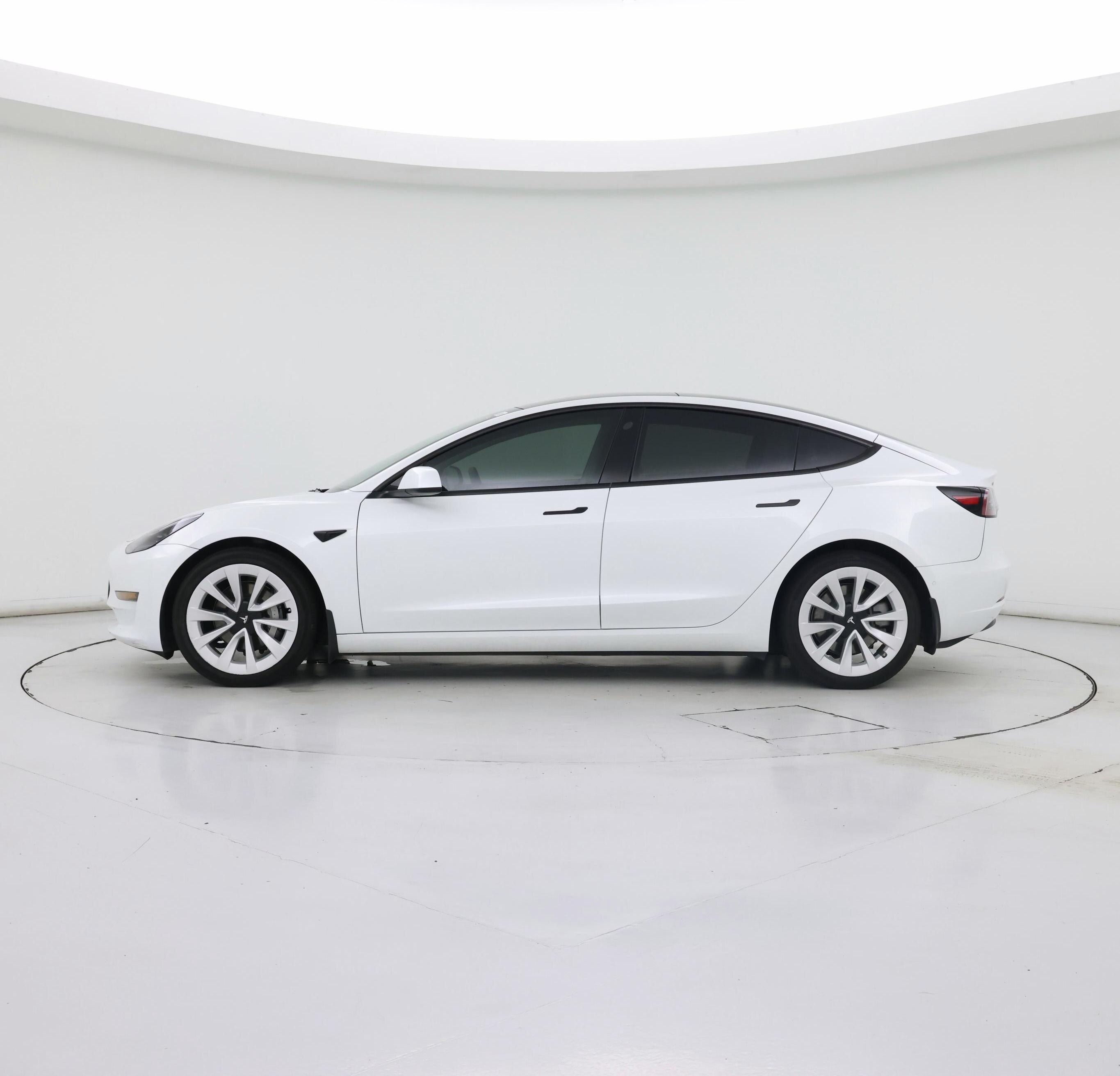 Thumbnail: 2022 Tesla Model 3 - 3