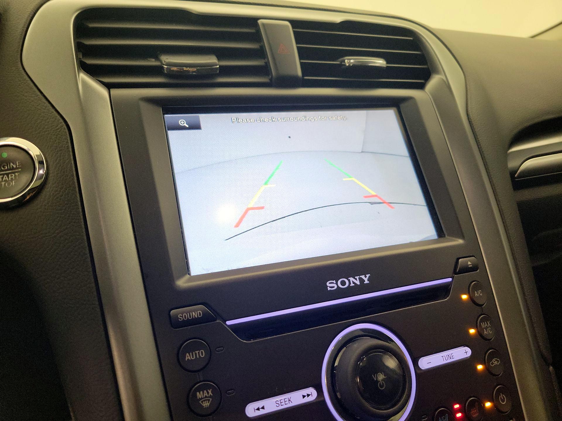 Thumbnail: 2016 Ford Fusion - 14