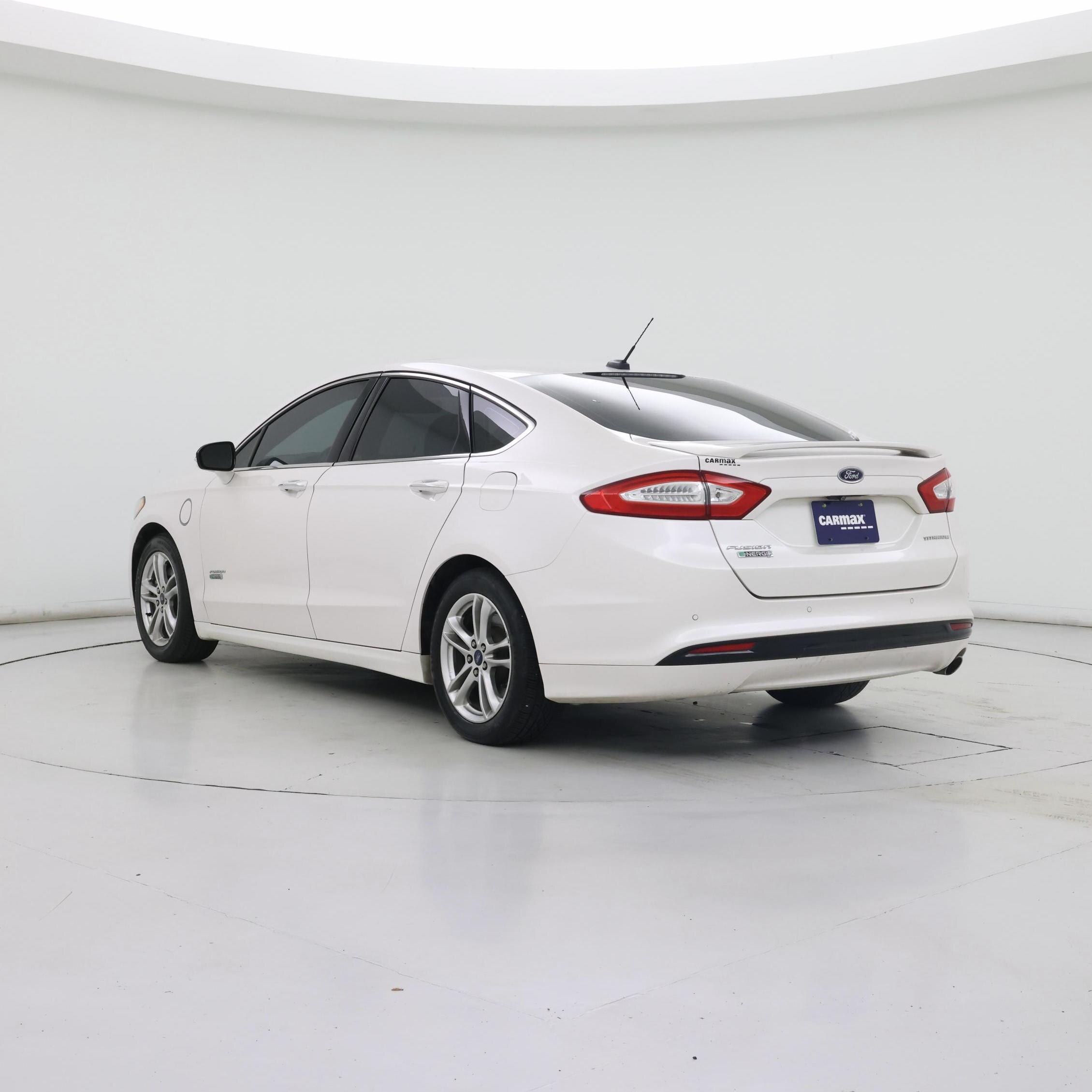 Thumbnail: 2016 Ford Fusion - 2