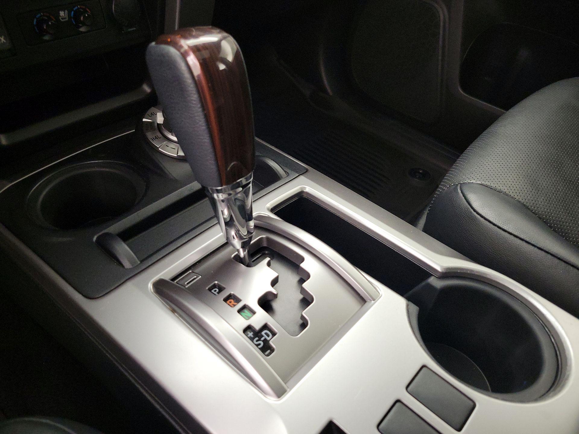 Thumbnail: 2017 Toyota 4Runner - 17