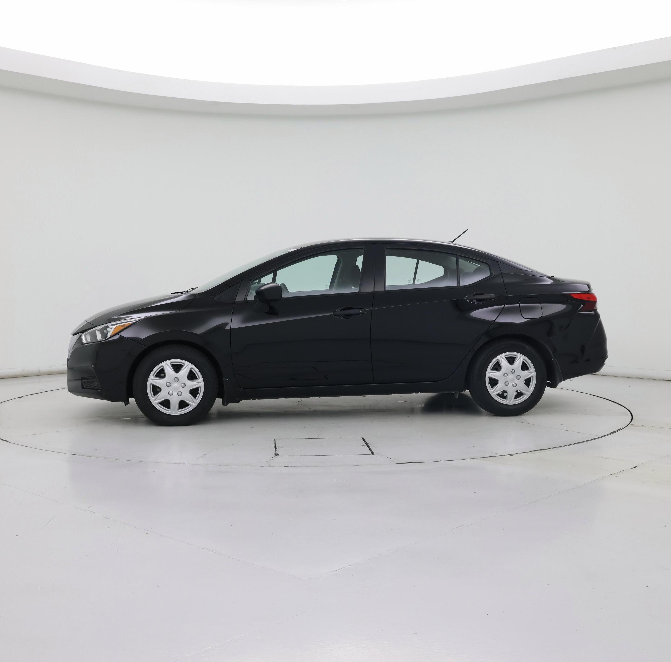 Thumbnail: 2021 Nissan Versa - 3