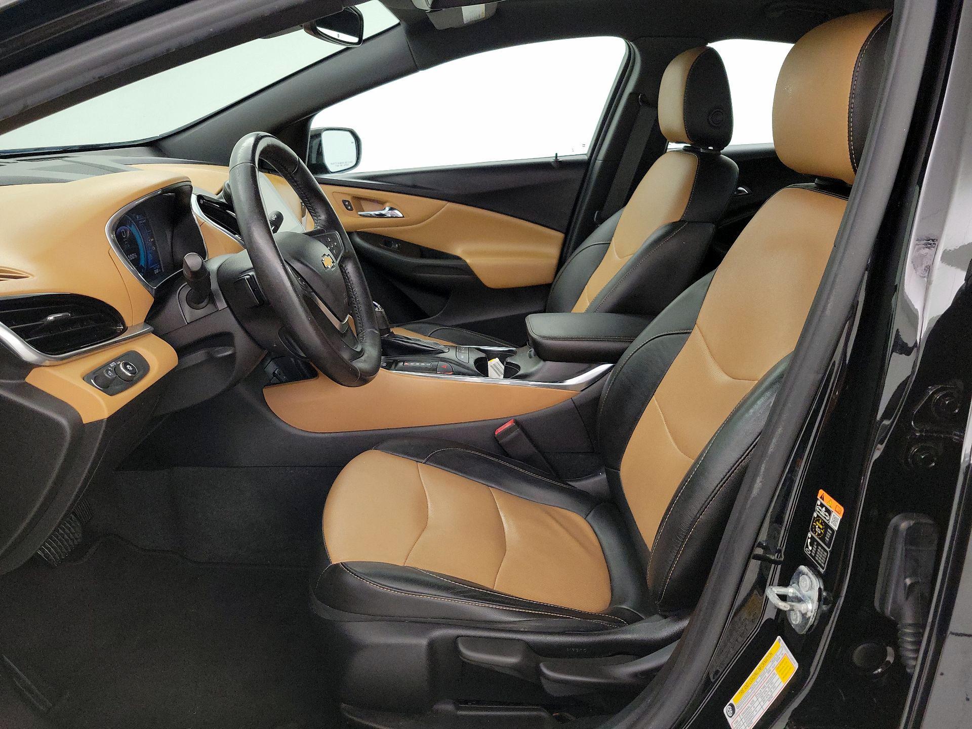 Thumbnail: 2018 Chevrolet Volt - 11