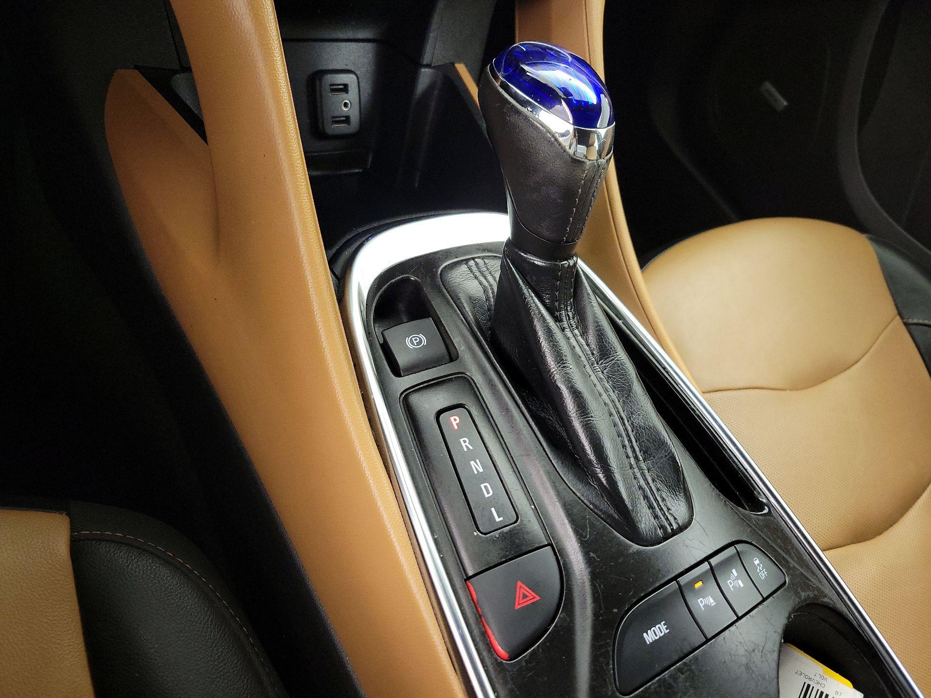 Thumbnail: 2018 Chevrolet Volt - 17