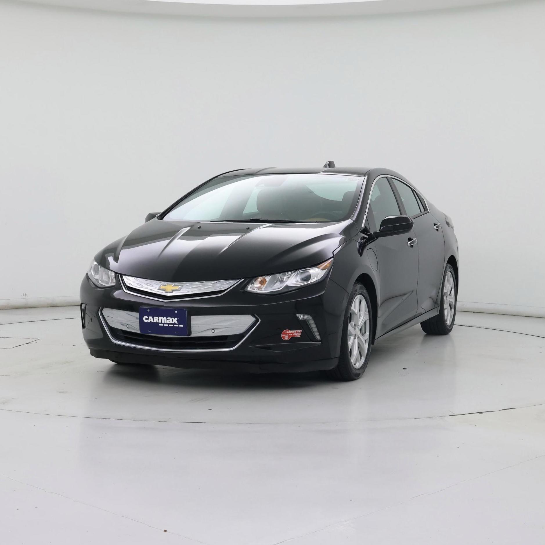 Thumbnail: 2018 Chevrolet Volt - 4