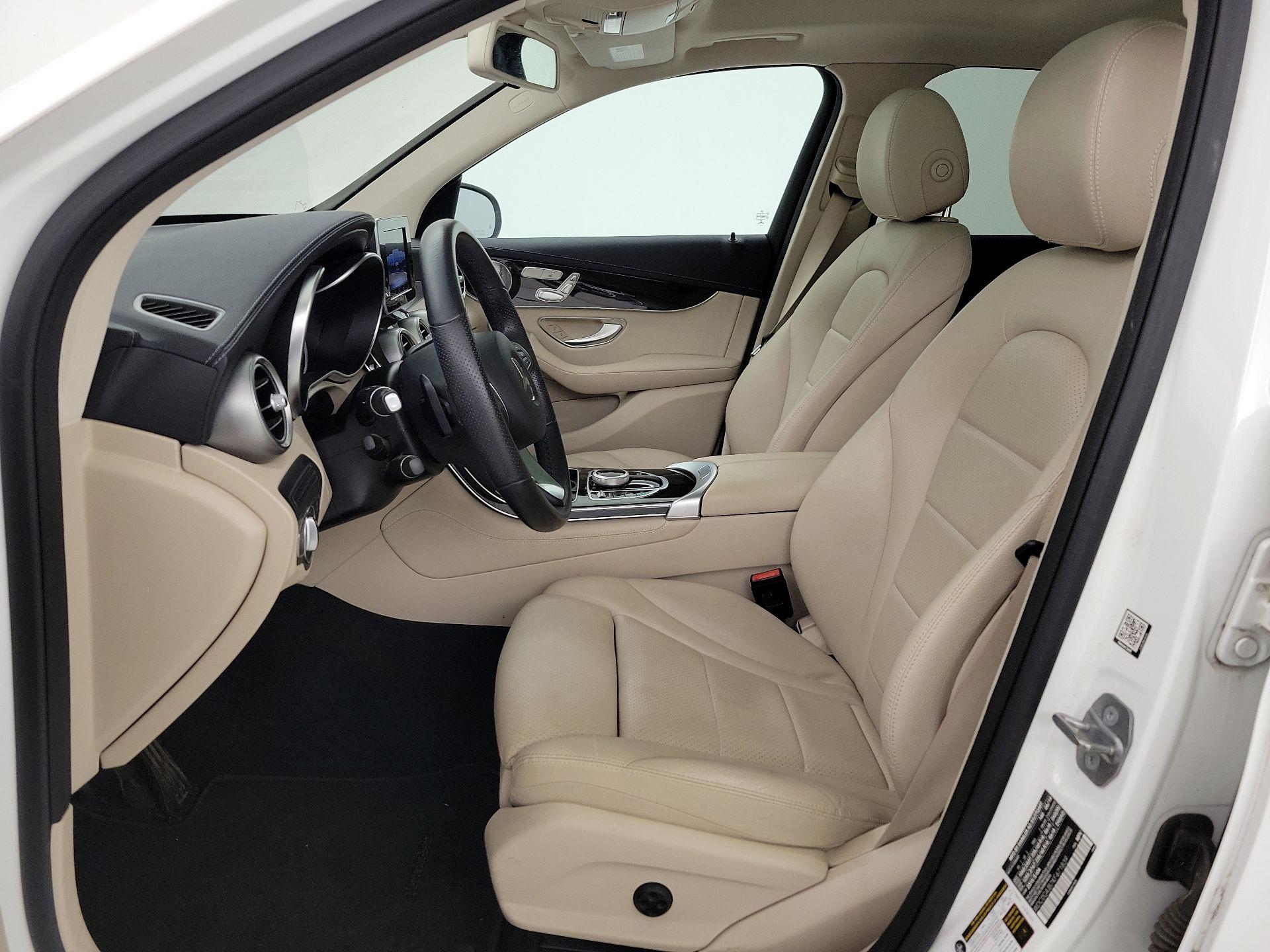 Thumbnail: 2019 Mercedes-Benz GLC - 11