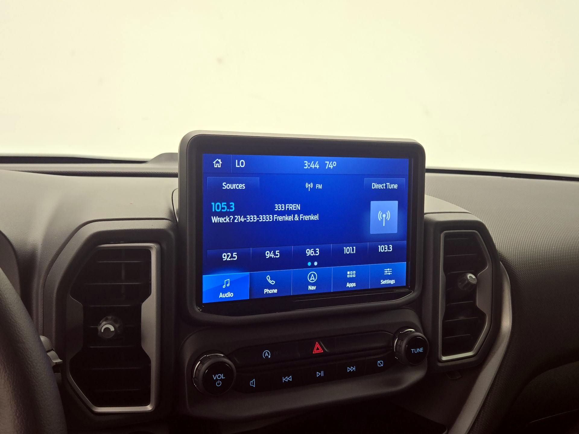 Thumbnail: 2022 Ford Bronco Sport - 16