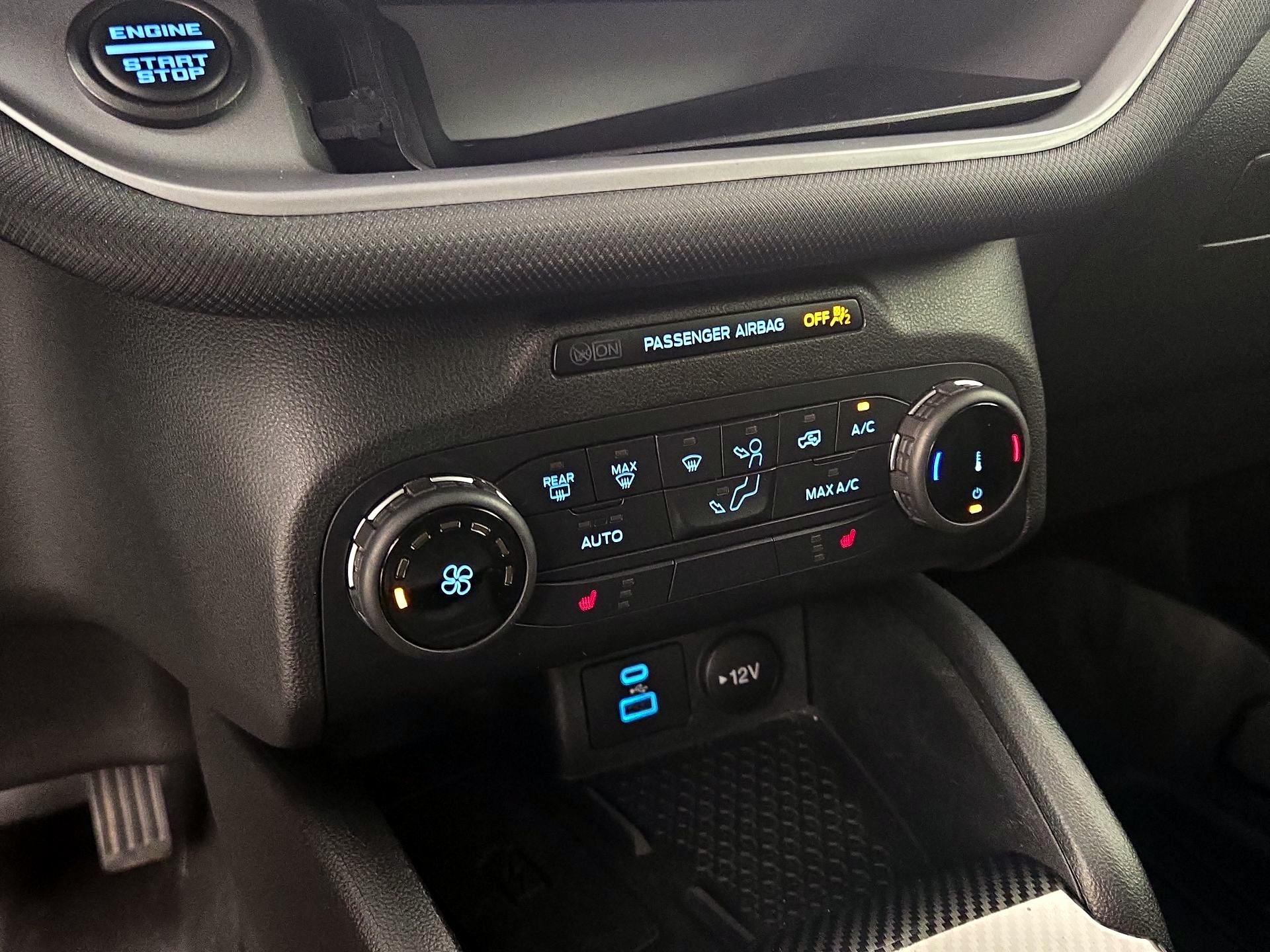 Thumbnail: 2022 Ford Bronco Sport - 17