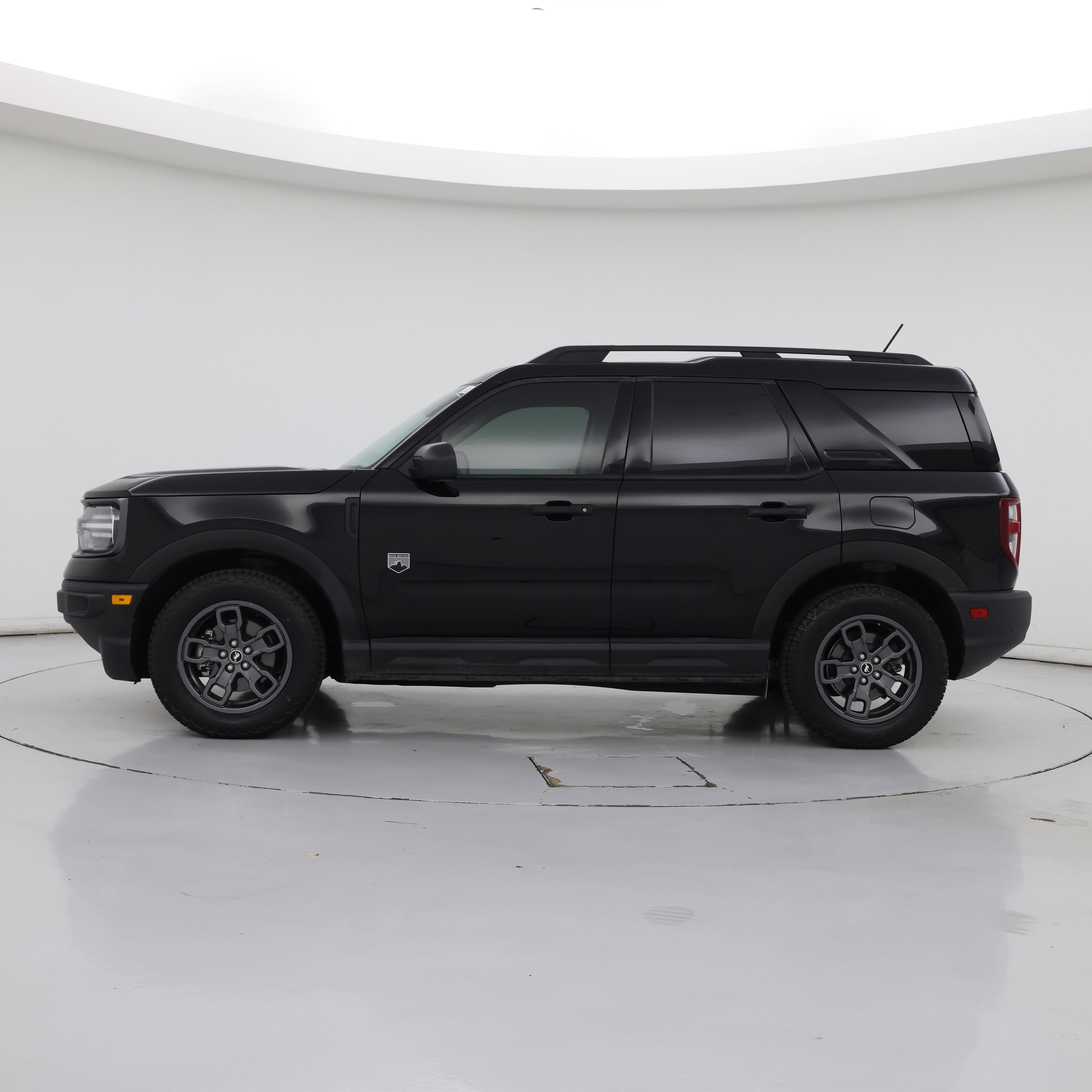 Thumbnail: 2022 Ford Bronco Sport - 3