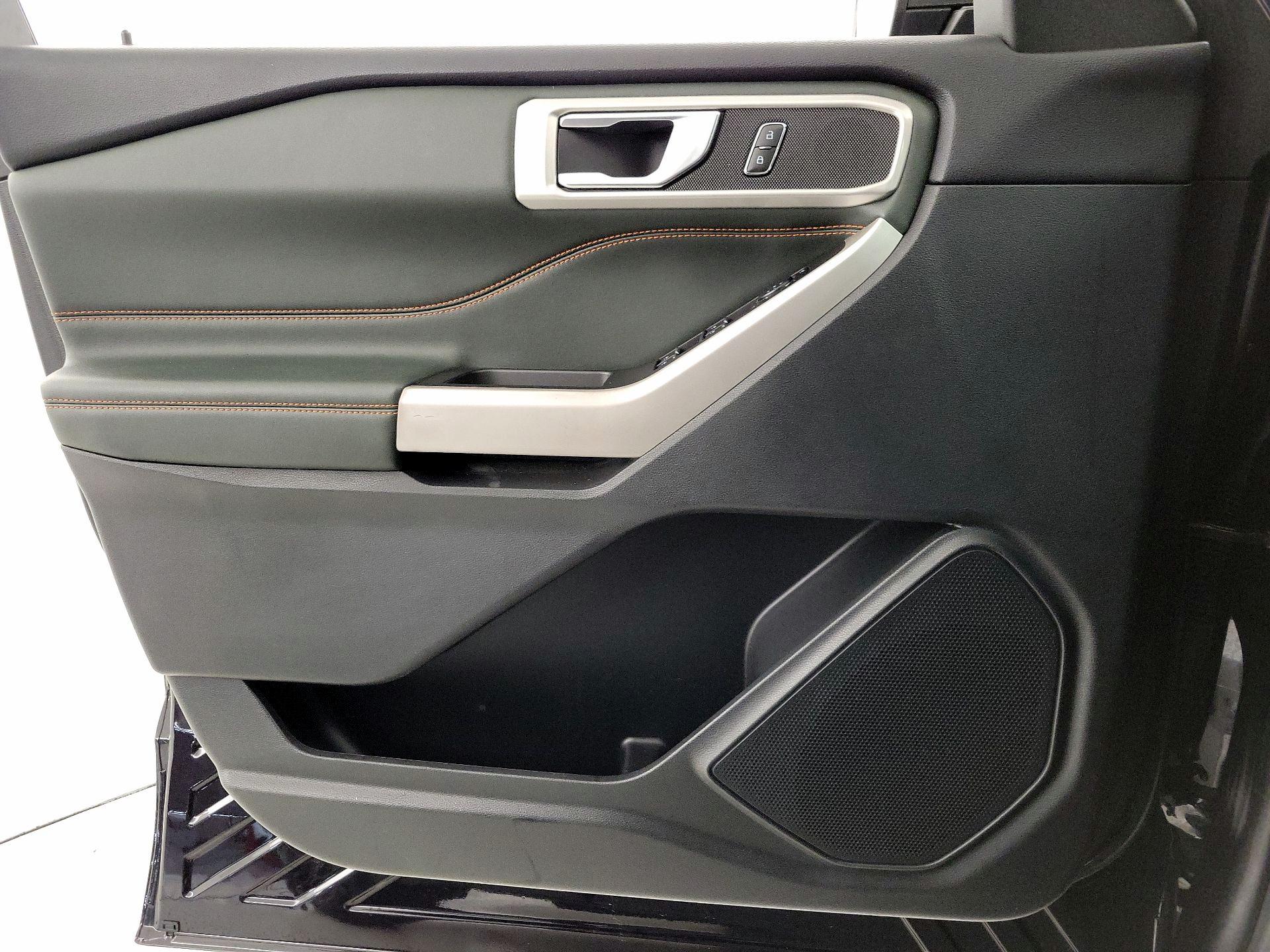 Thumbnail: 2022 Ford Explorer - 12