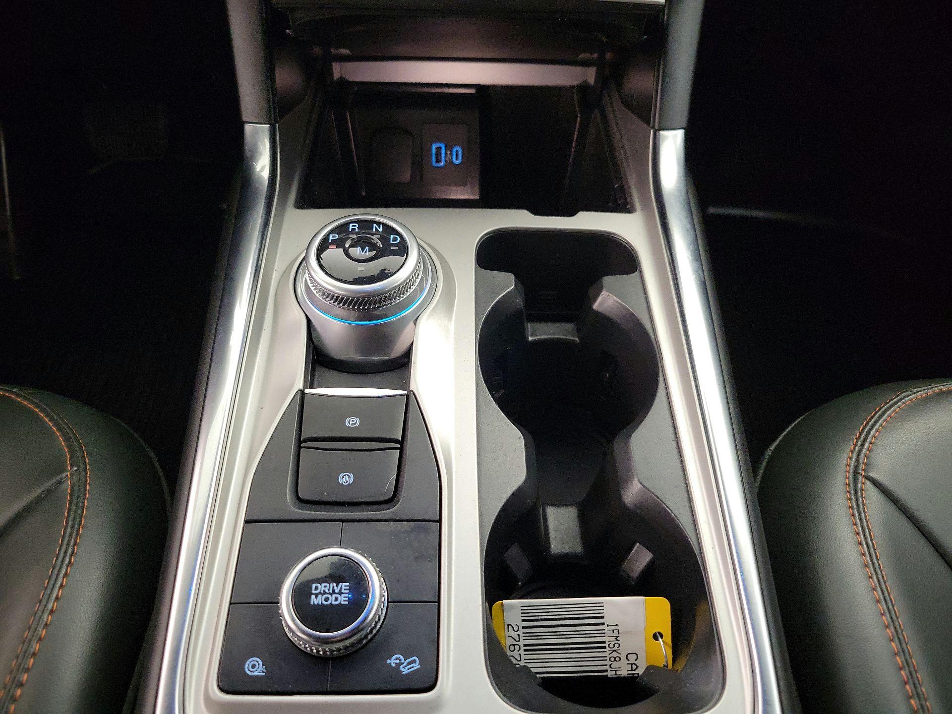Thumbnail: 2022 Ford Explorer - 18