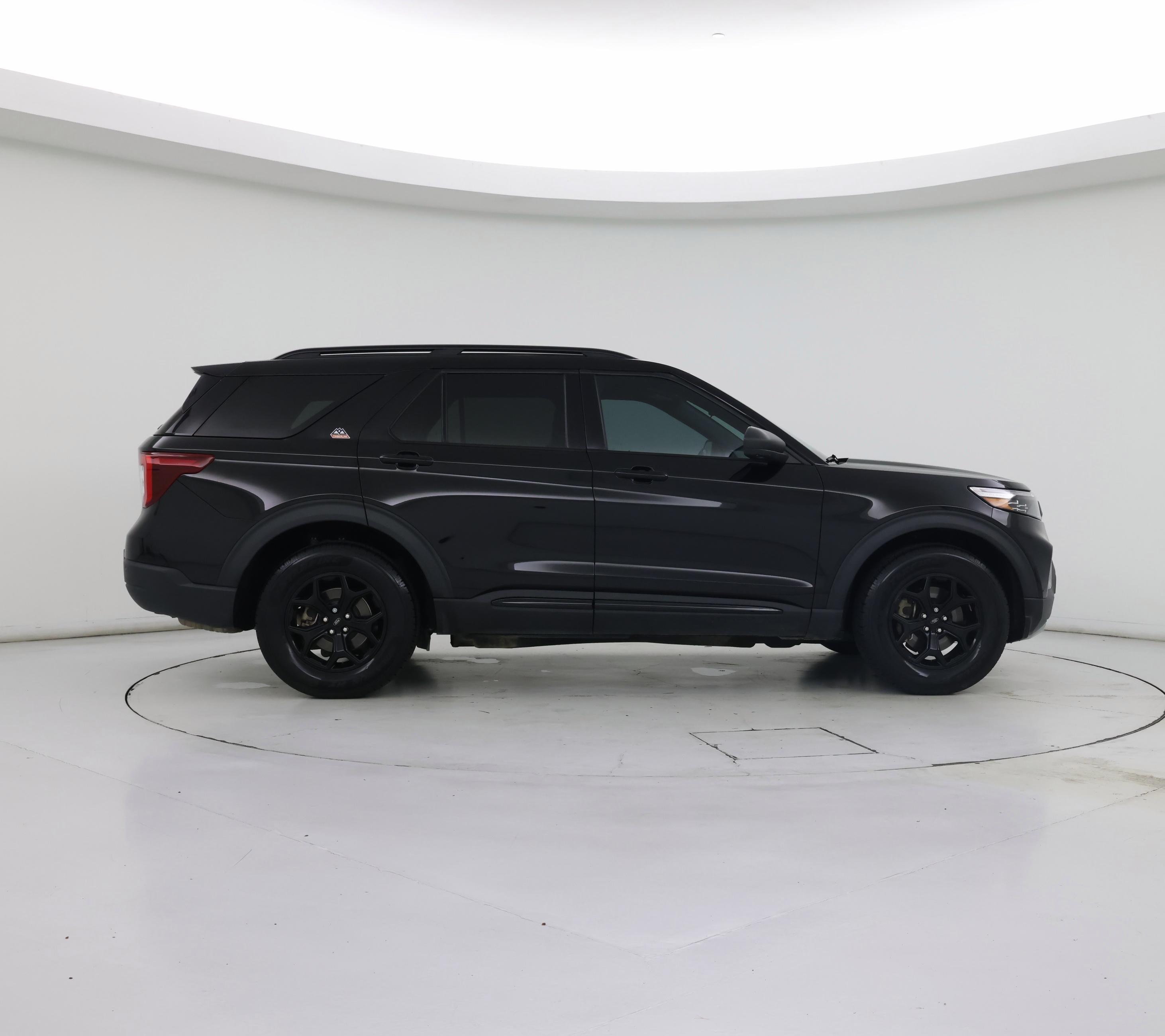 Thumbnail: 2022 Ford Explorer - 7