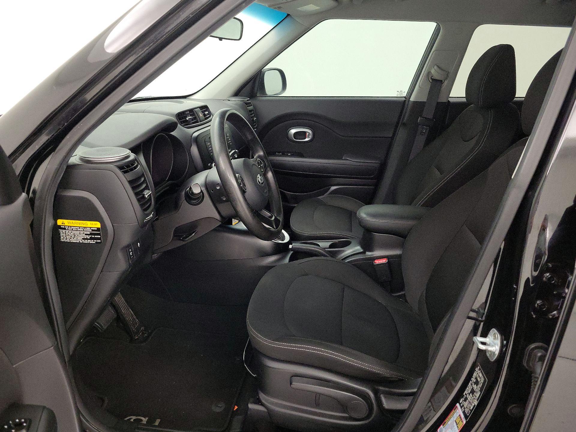 Thumbnail: 2018 Kia Soul - 11
