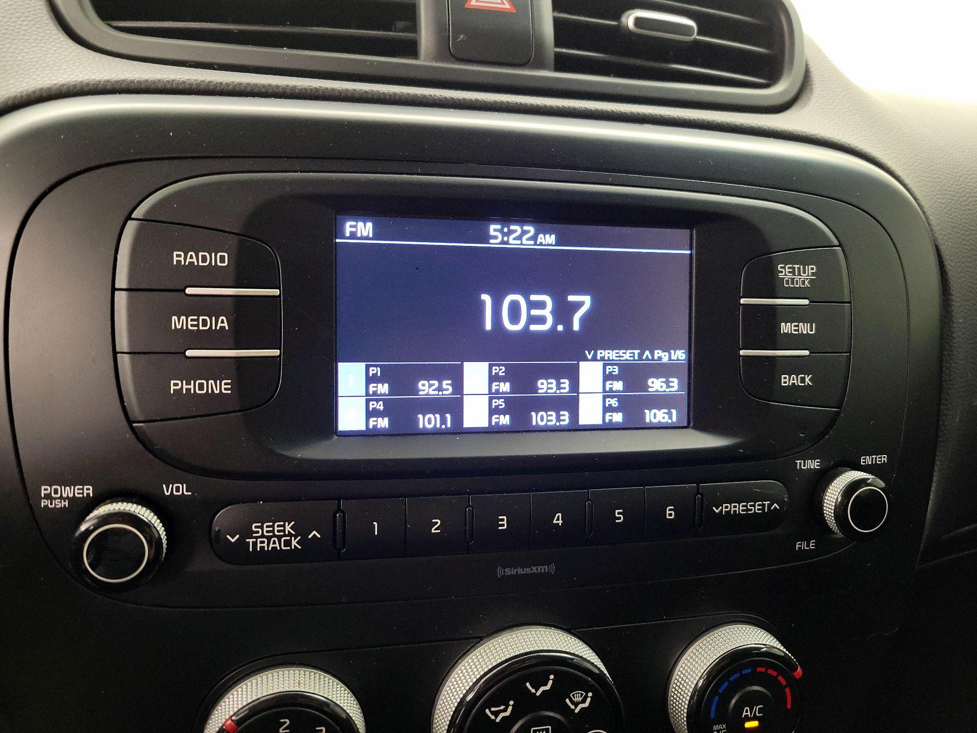 Thumbnail: 2018 Kia Soul - 14