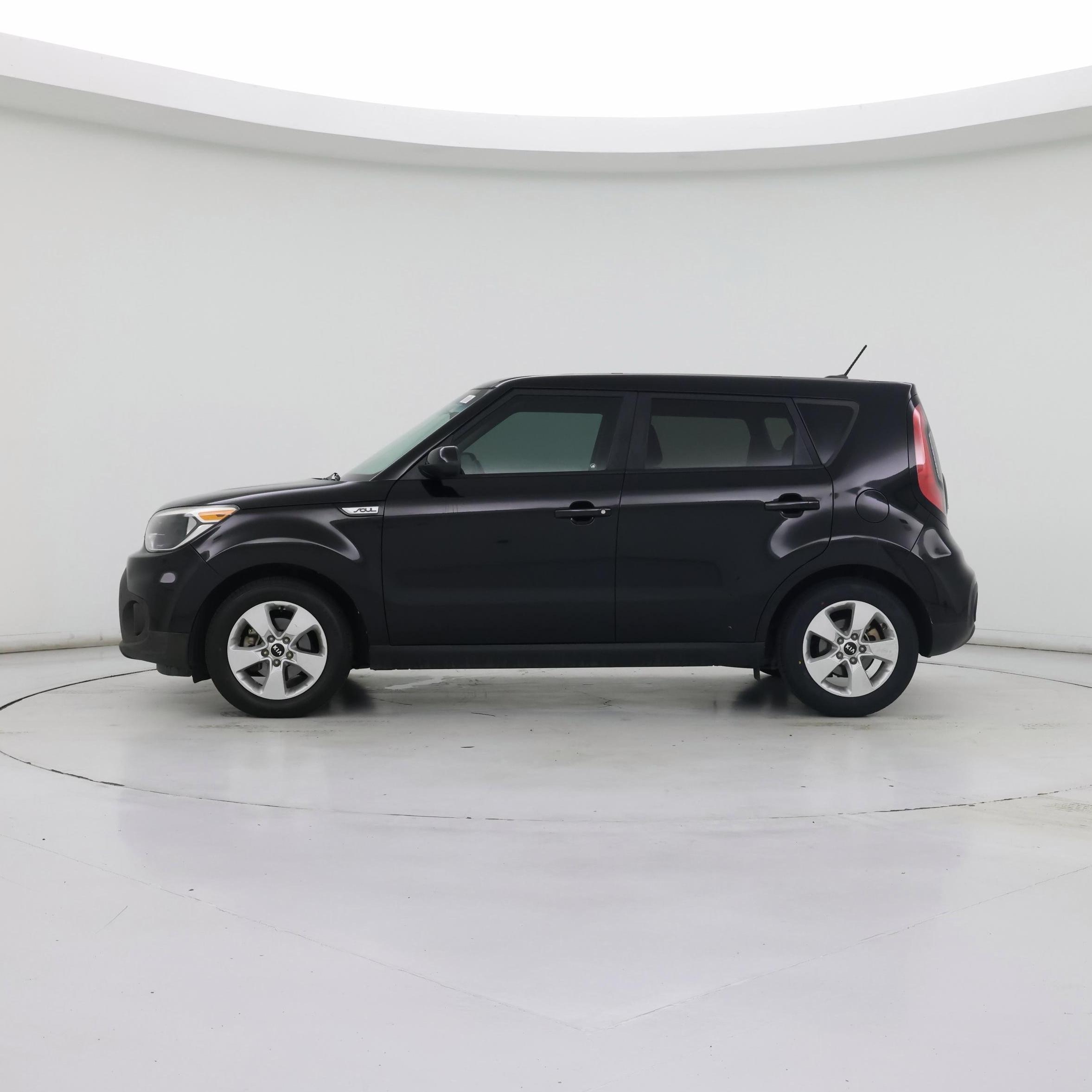 Thumbnail: 2018 Kia Soul - 3