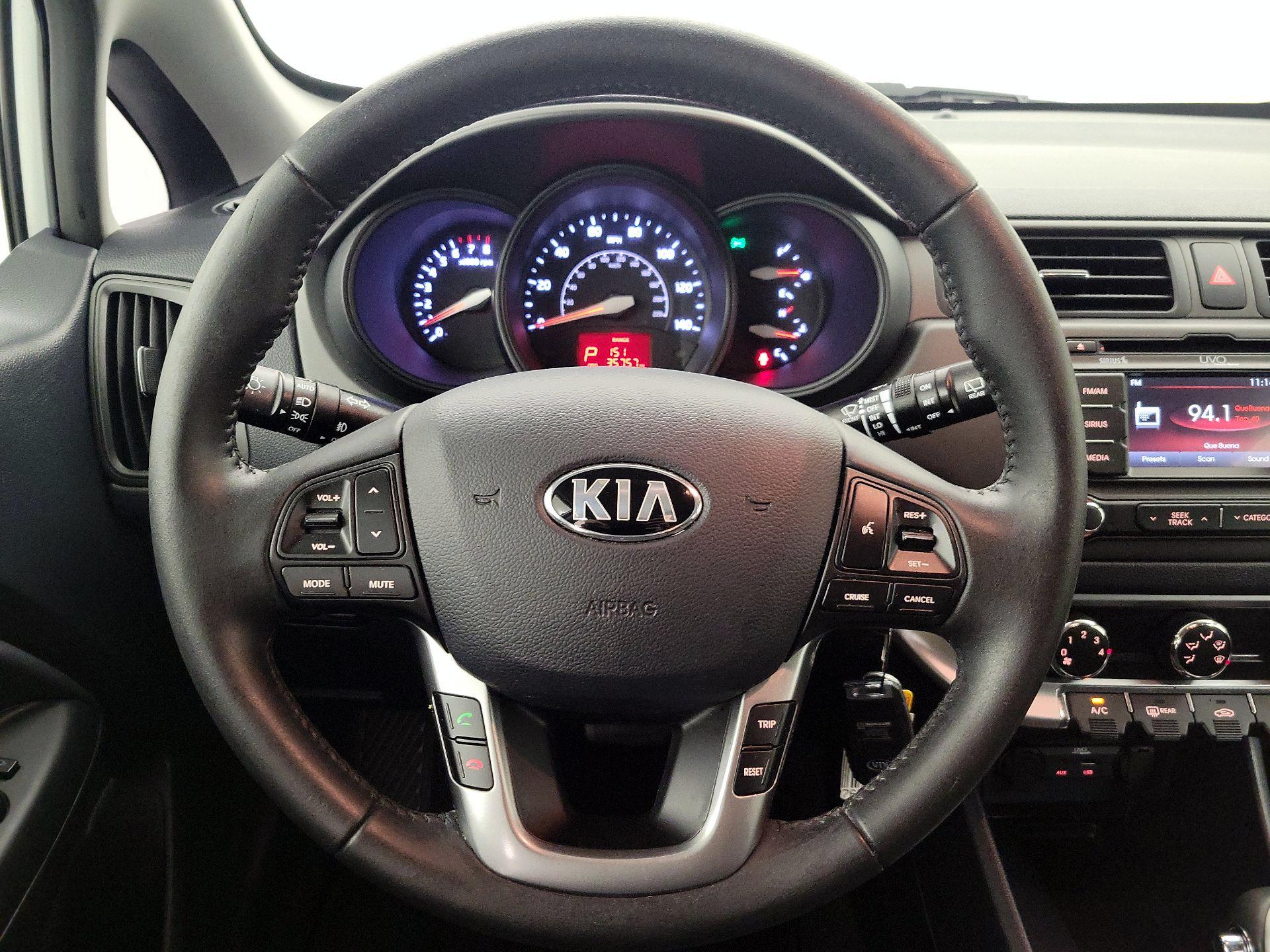 Thumbnail: 2015 Kia Rio5 - 10