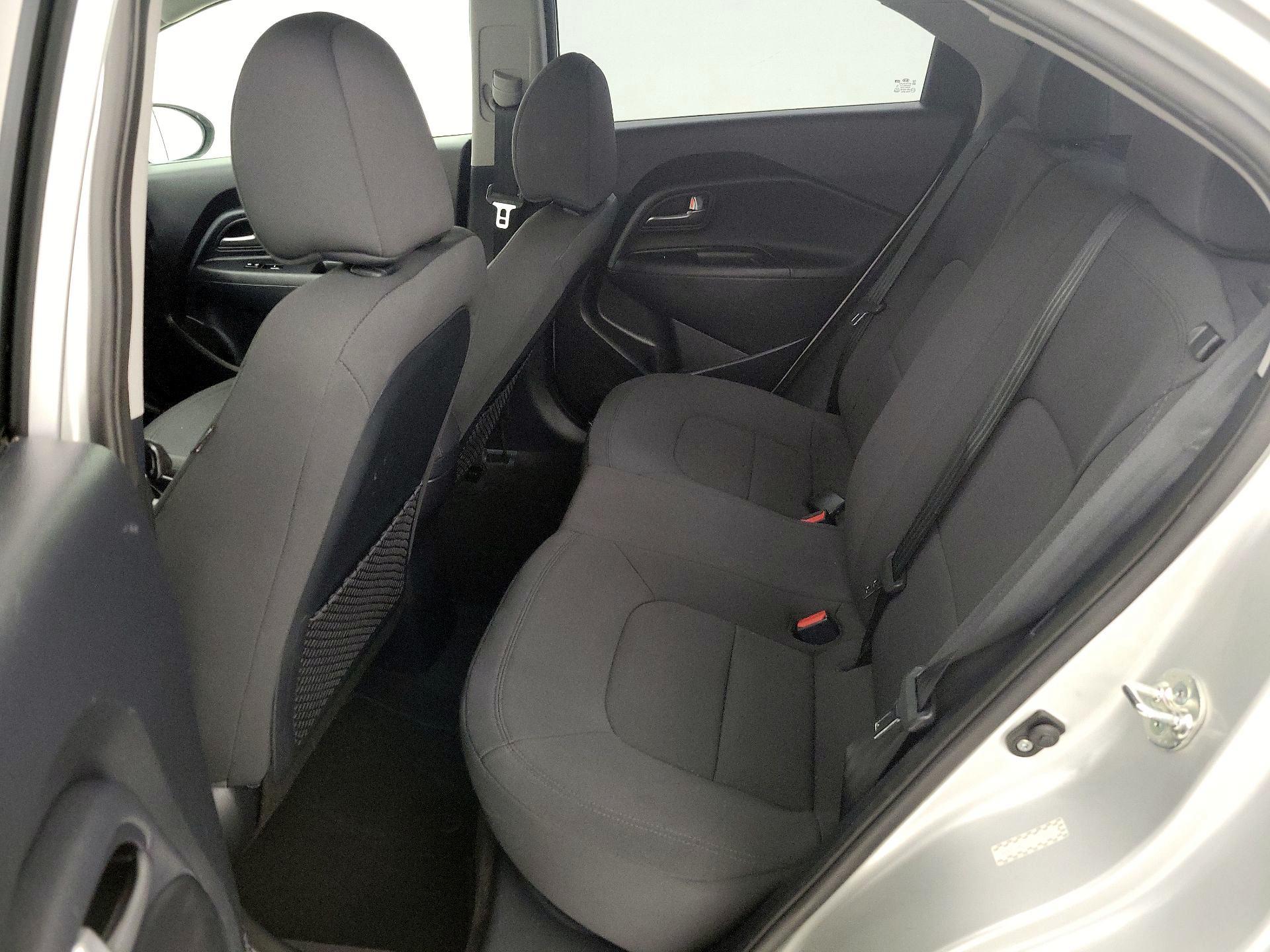 Thumbnail: 2015 Kia Rio5 - 19
