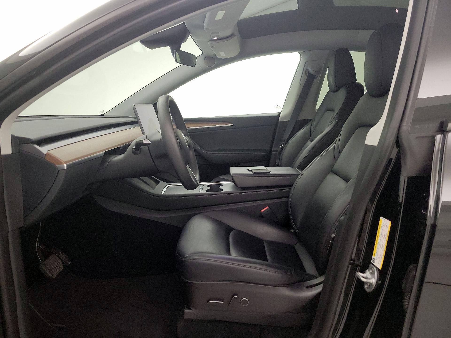 Thumbnail: 2023 Tesla Model Y - 11