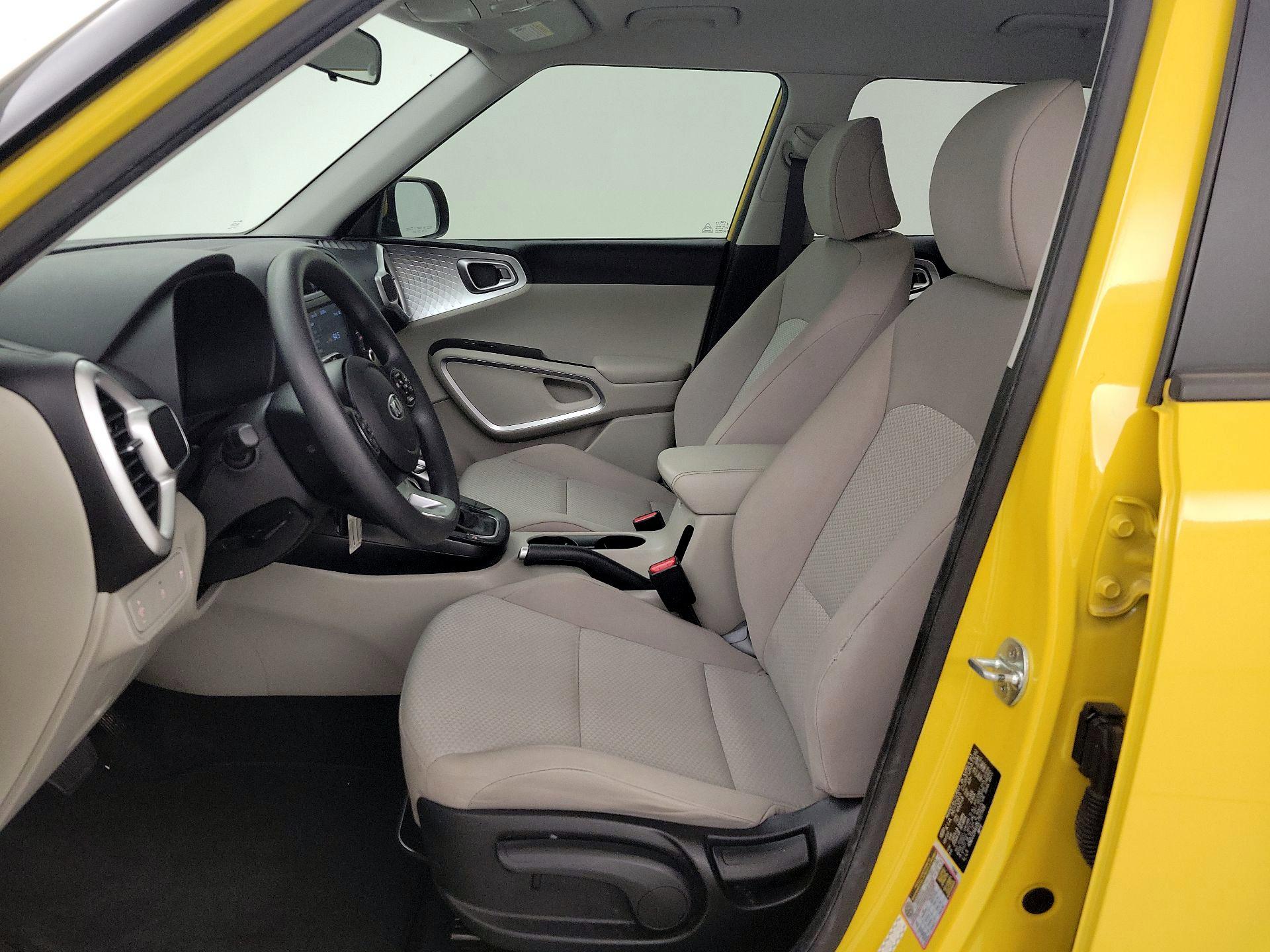 Thumbnail: 2020 Kia Soul - 11