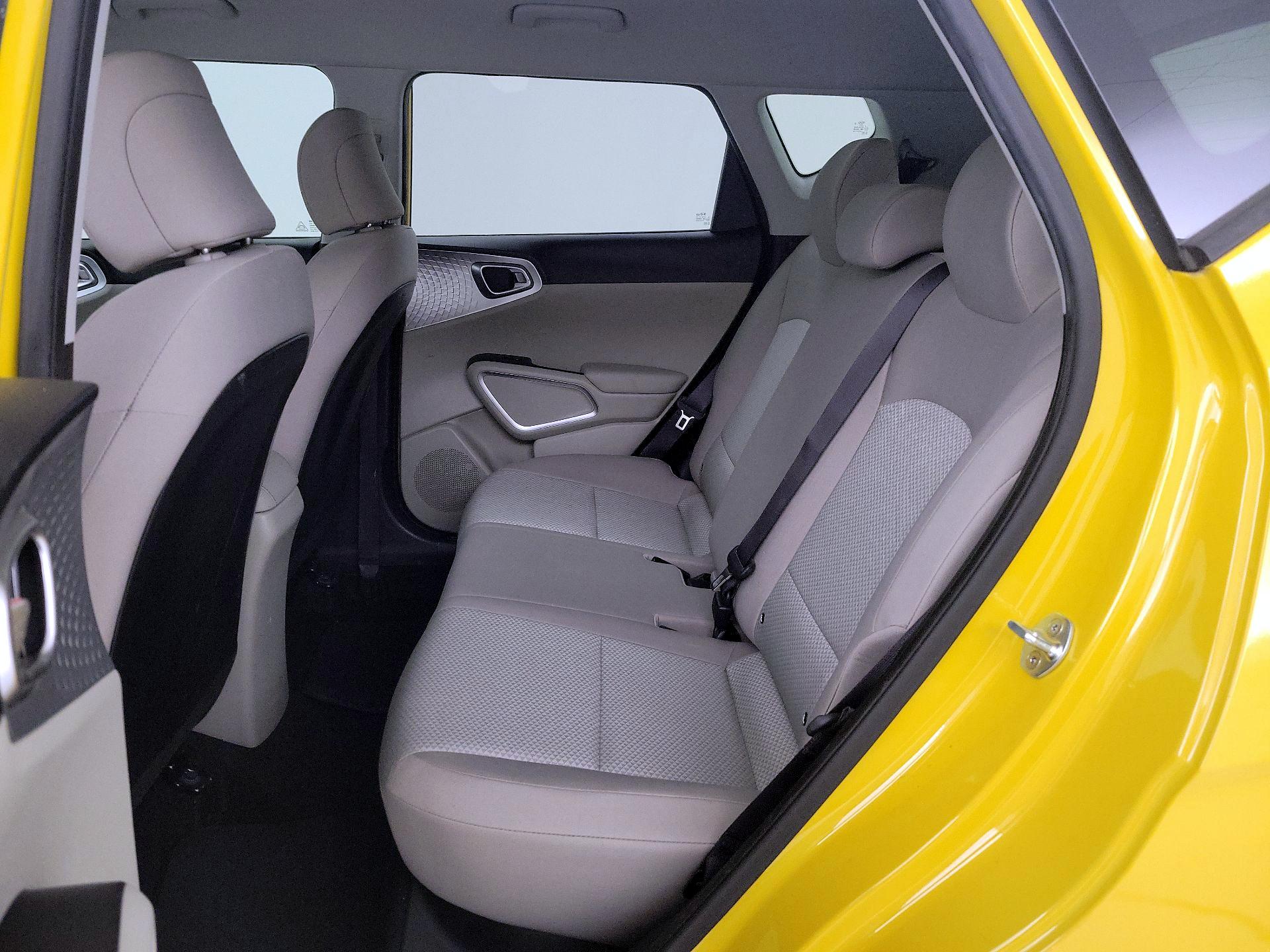 Thumbnail: 2020 Kia Soul - 18