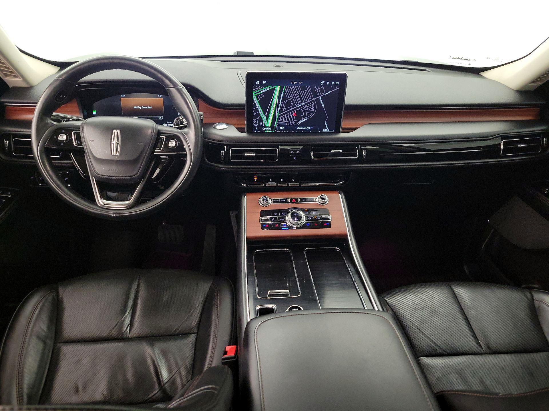 Thumbnail: 2023 Lincoln Aviator - 9