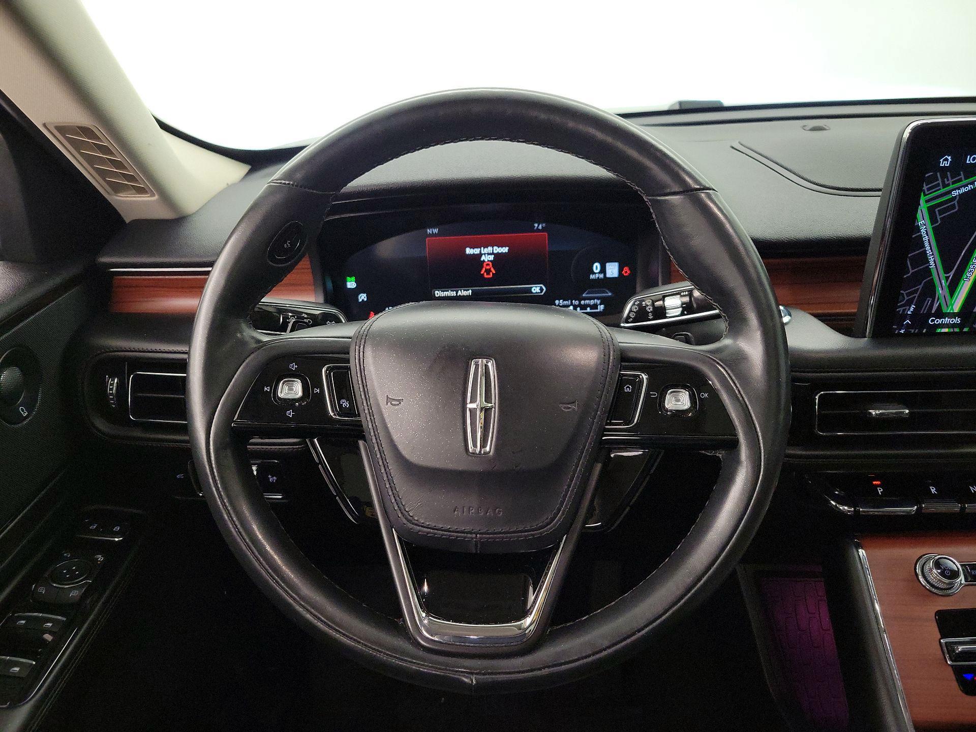 Thumbnail: 2023 Lincoln Aviator - 10