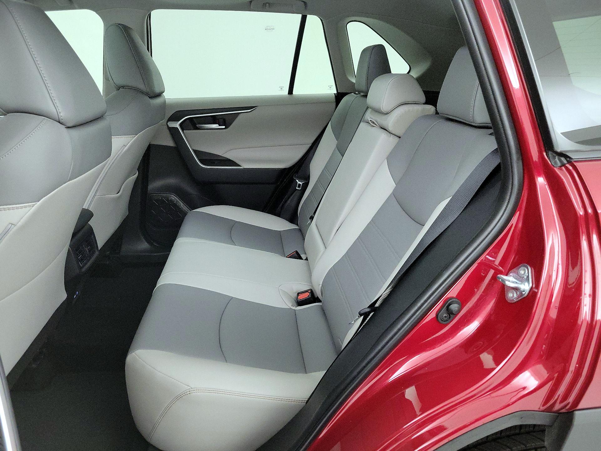 Thumbnail: 2025 Toyota RAV4 - 19