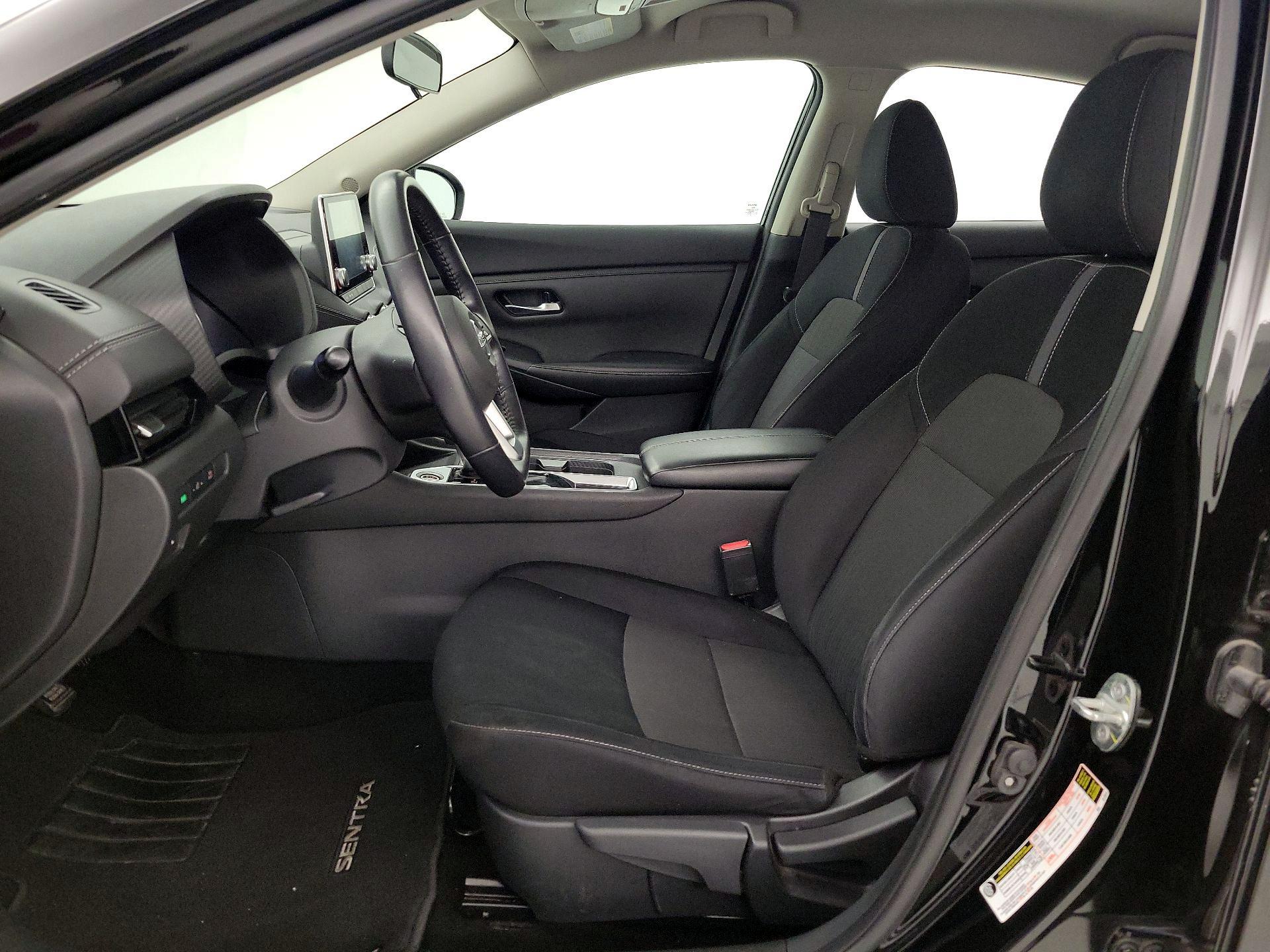 Thumbnail: 2021 Nissan Sentra - 11