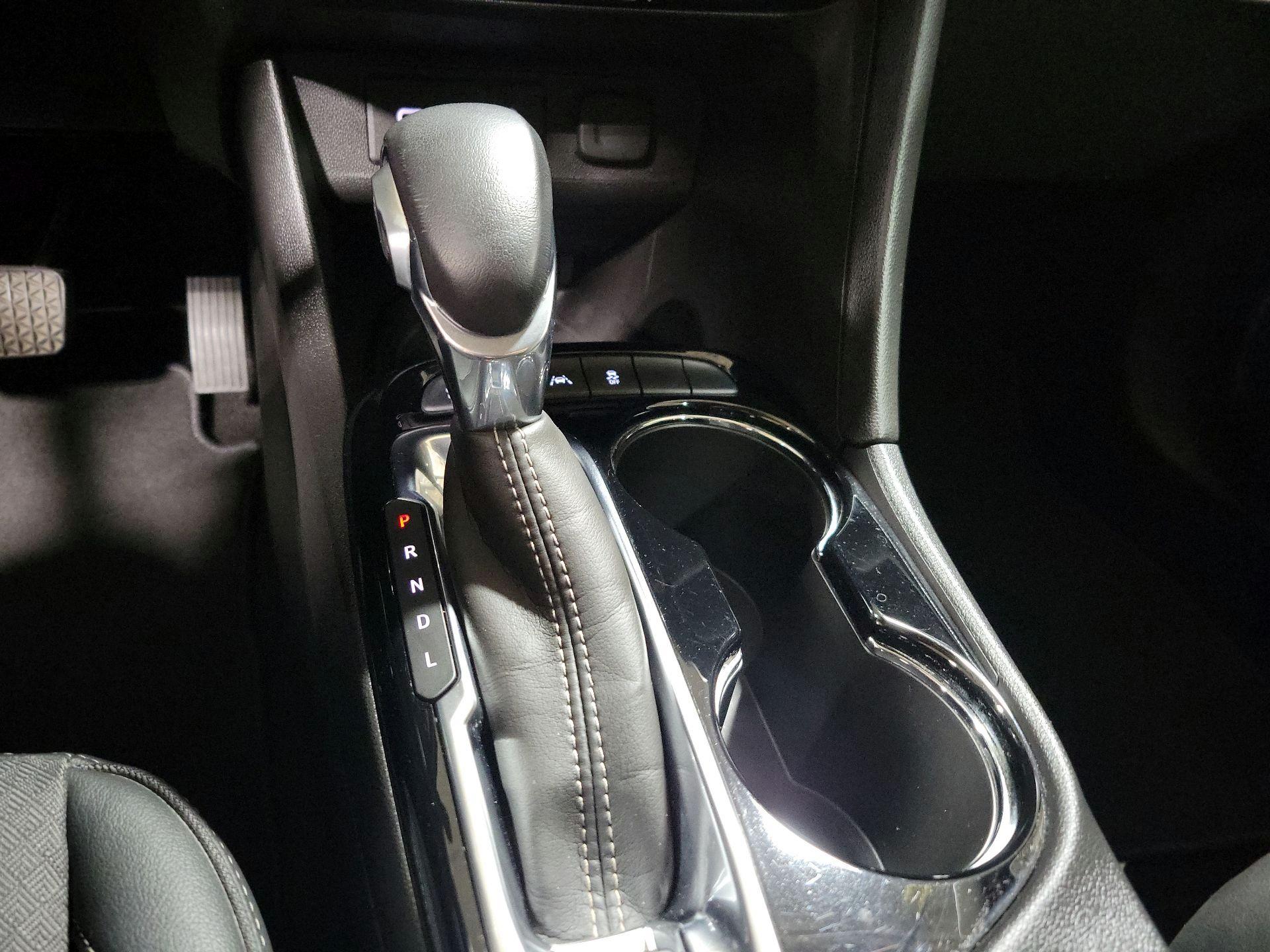 Thumbnail: 2022 Buick Encore GX - 16