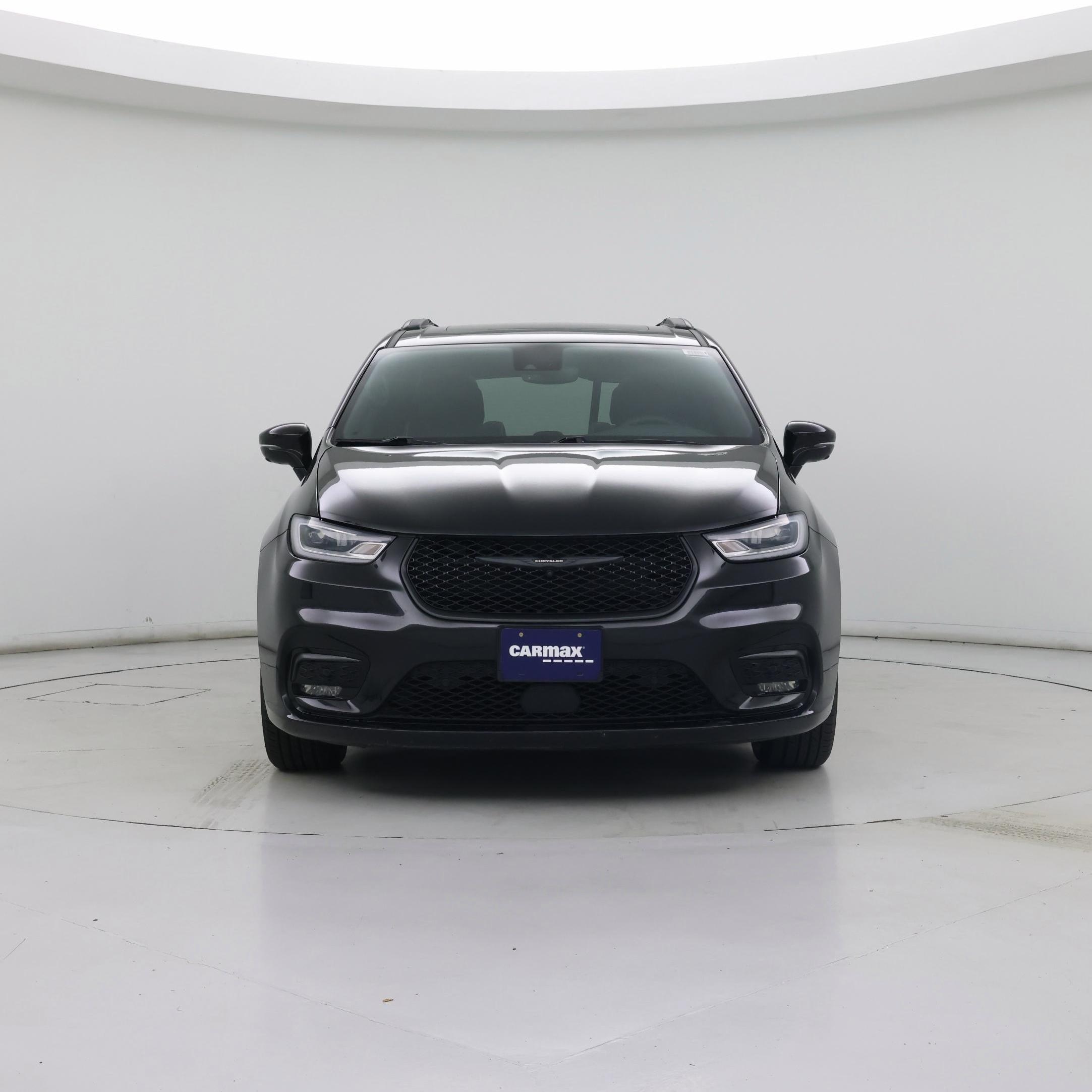 Thumbnail: 2023 Chrysler Pacifica - 5