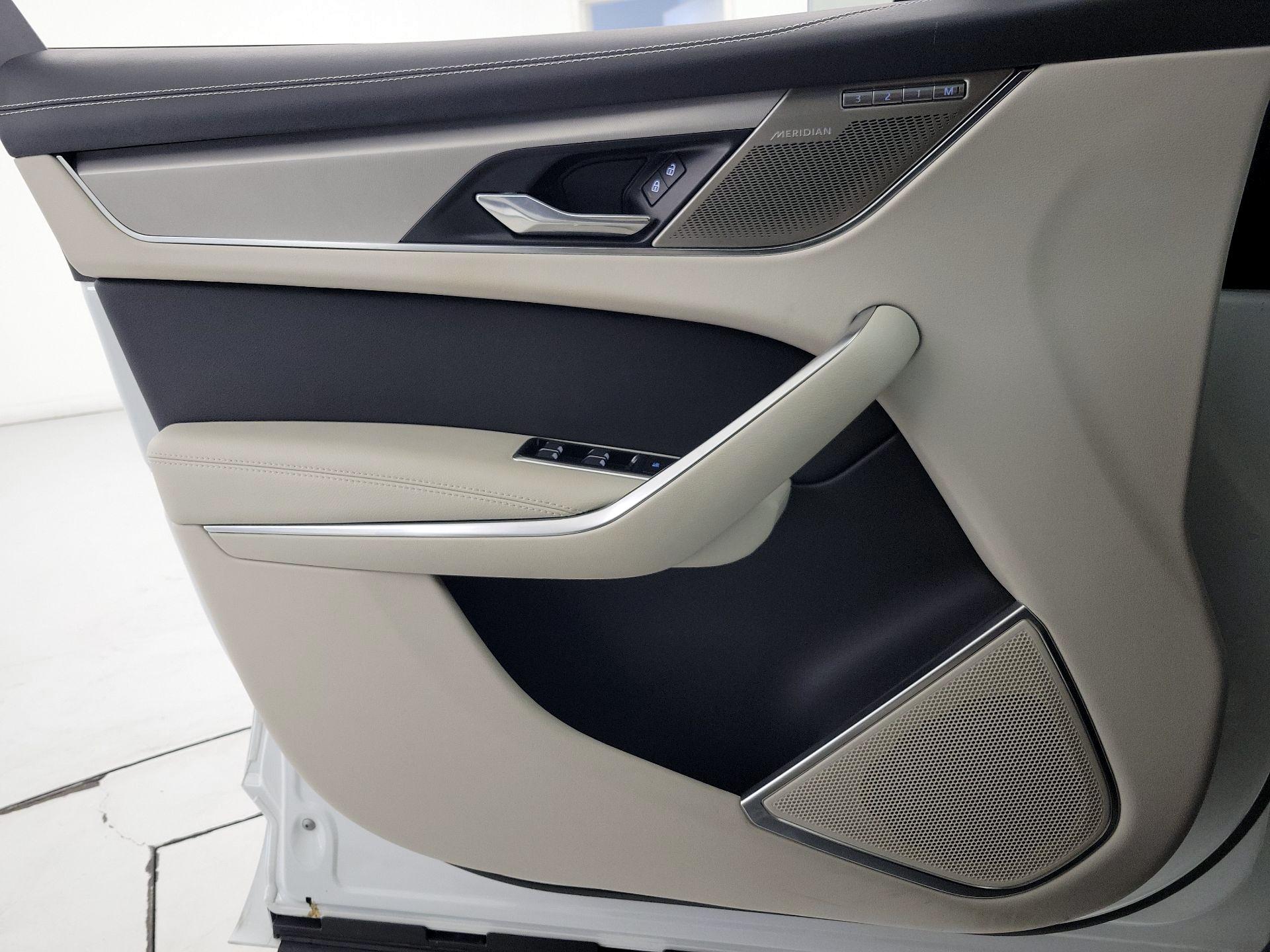 Thumbnail: 2024 Jaguar F-Pace - 12