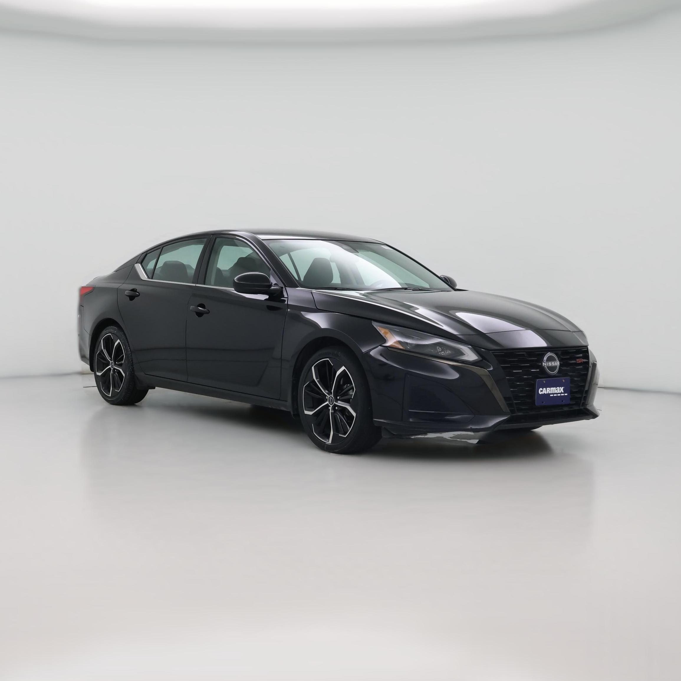 Thumbnail: 2023 Nissan Altima - 1