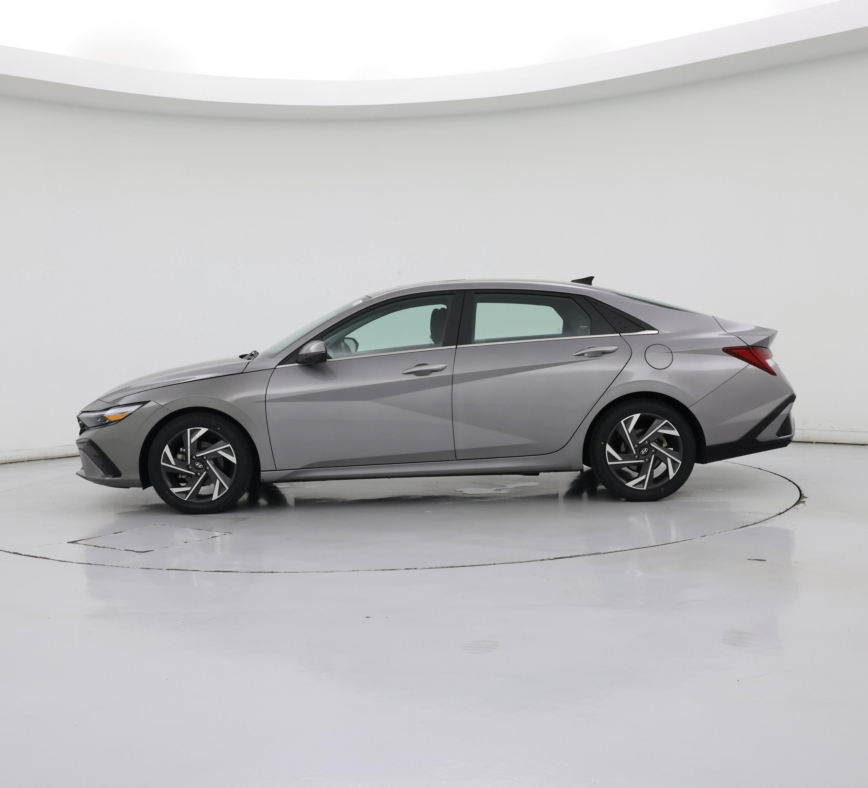 Thumbnail: 2024 Hyundai Elantra - 3