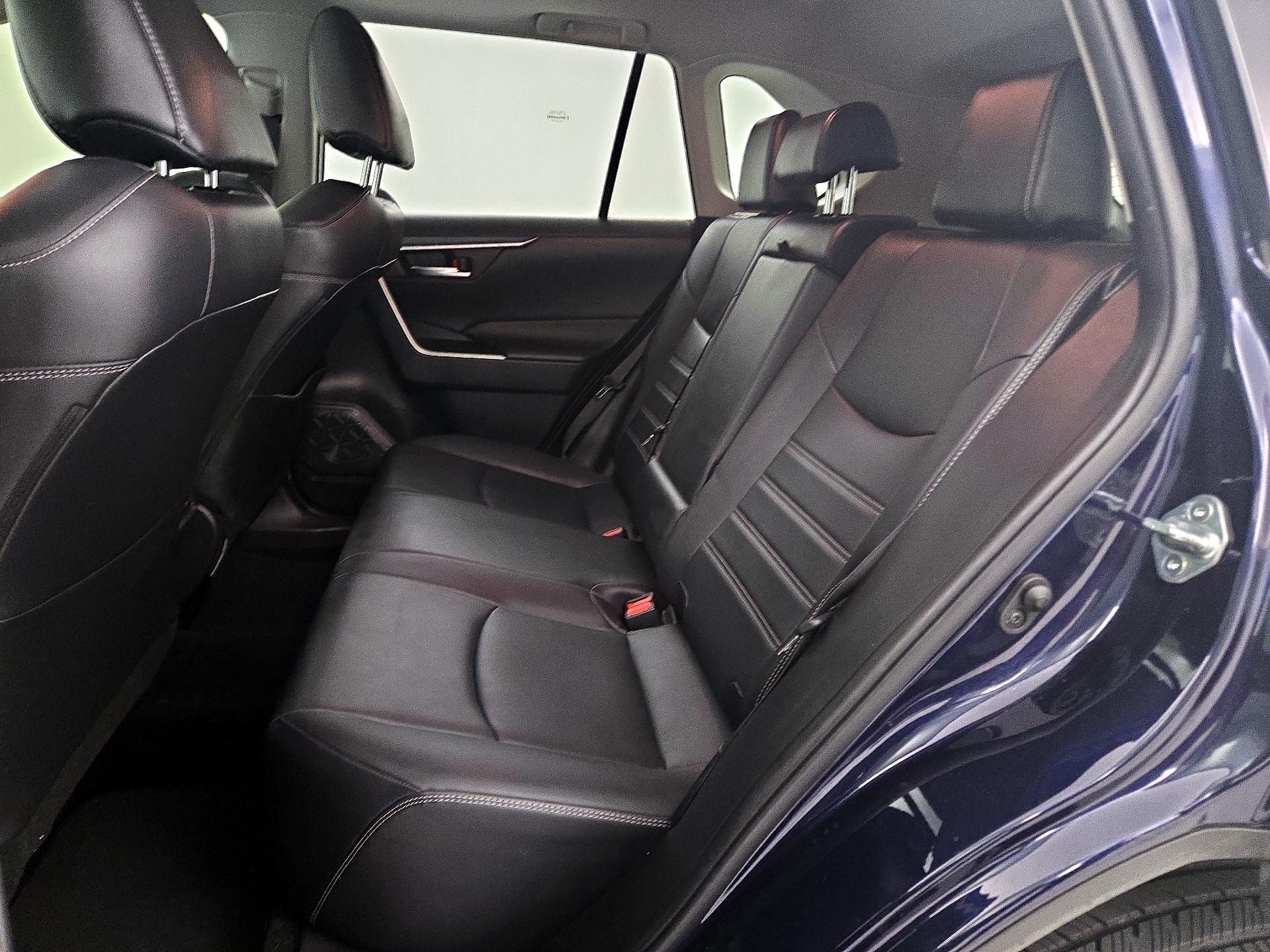 Thumbnail: 2020 Toyota RAV4 - 20