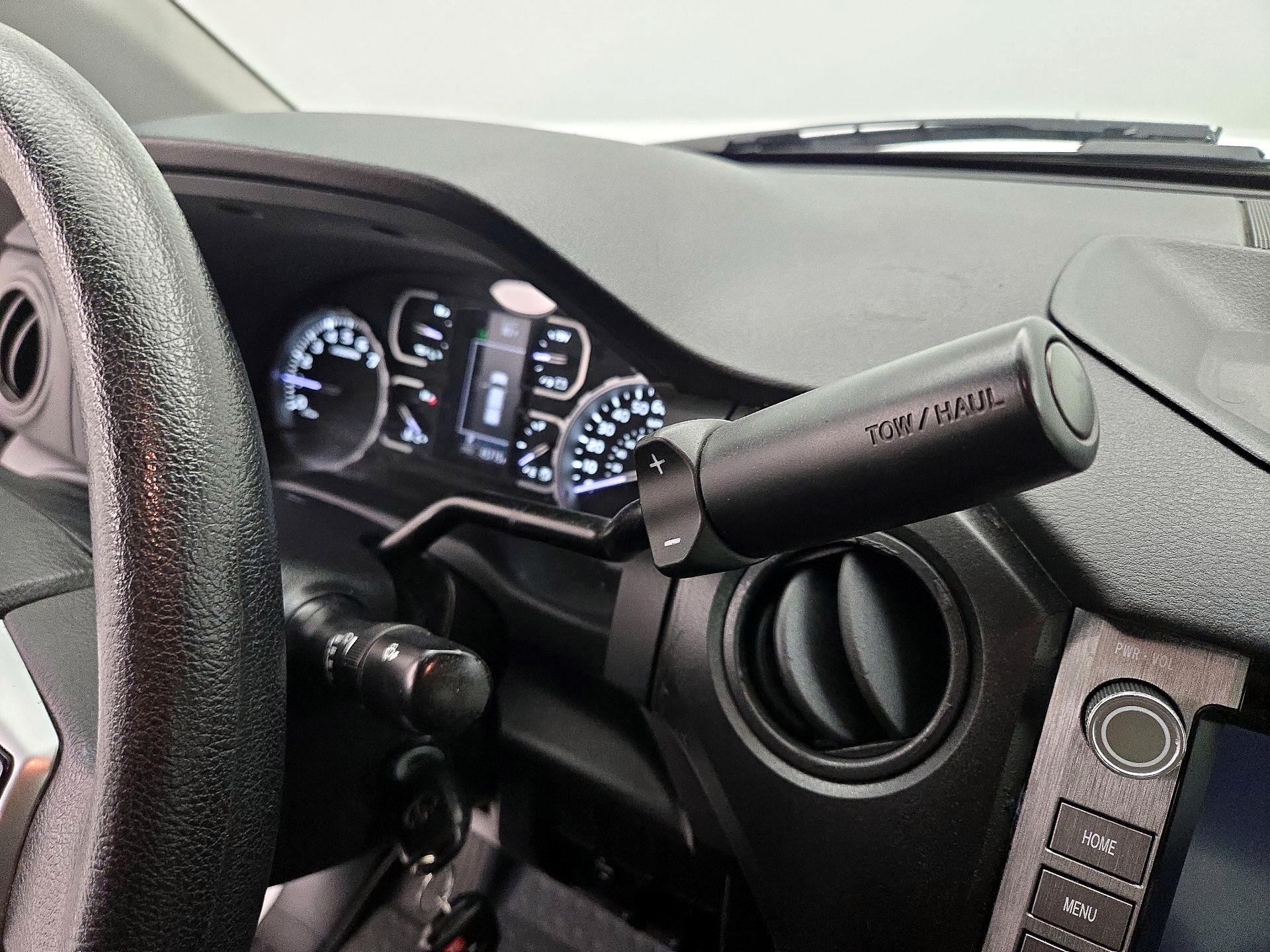 Thumbnail: 2021 Toyota Tundra - 17