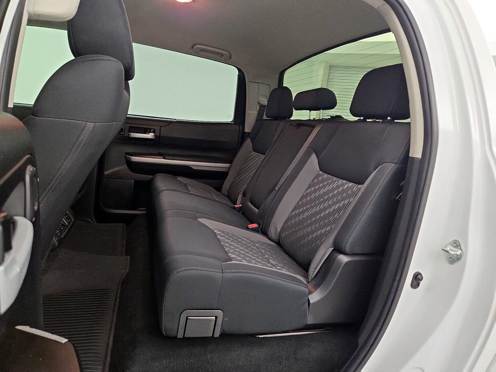 Thumbnail: 2021 Toyota Tundra - 19