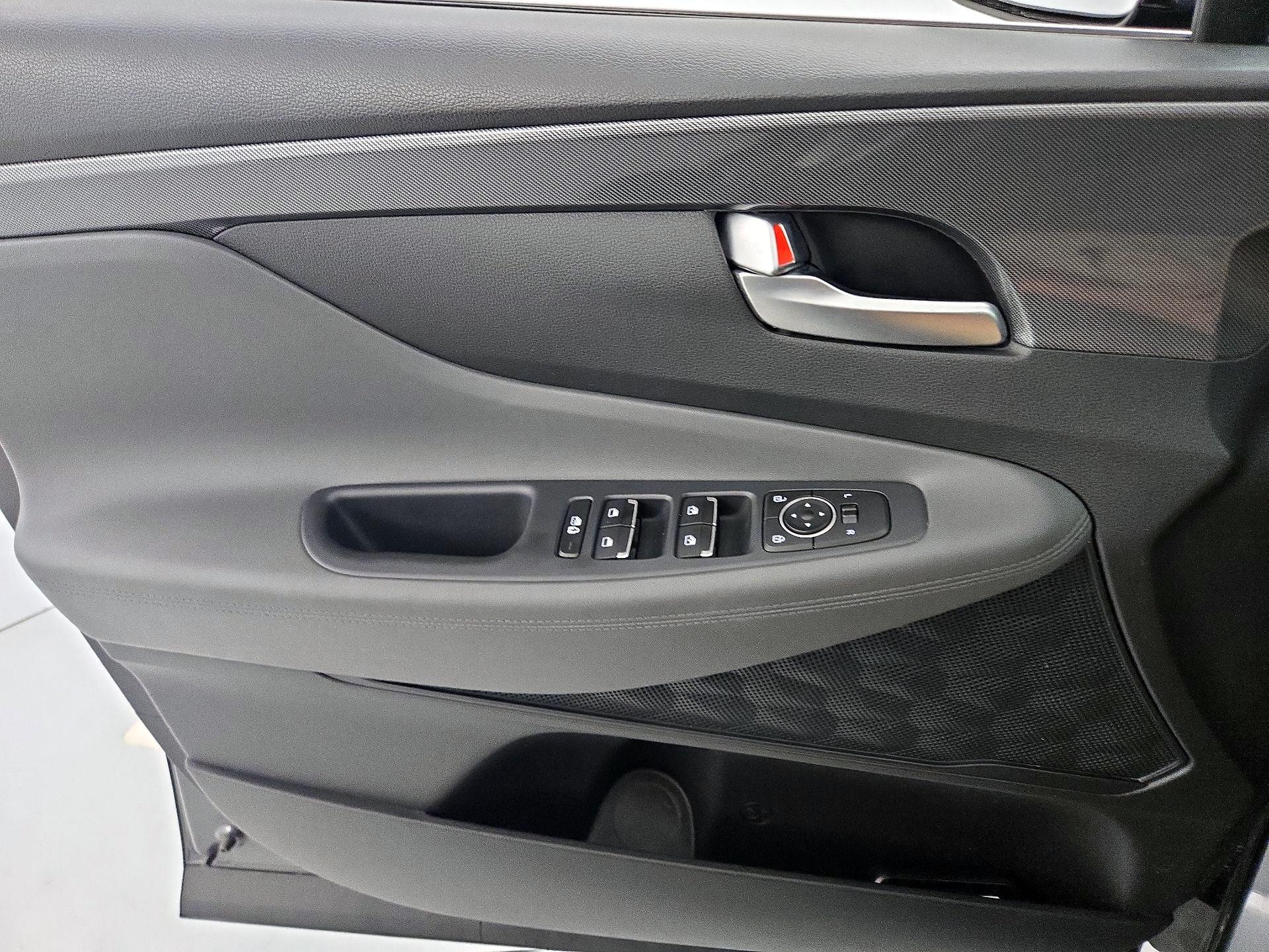 Thumbnail: 2023 Hyundai Santa Fe - 12