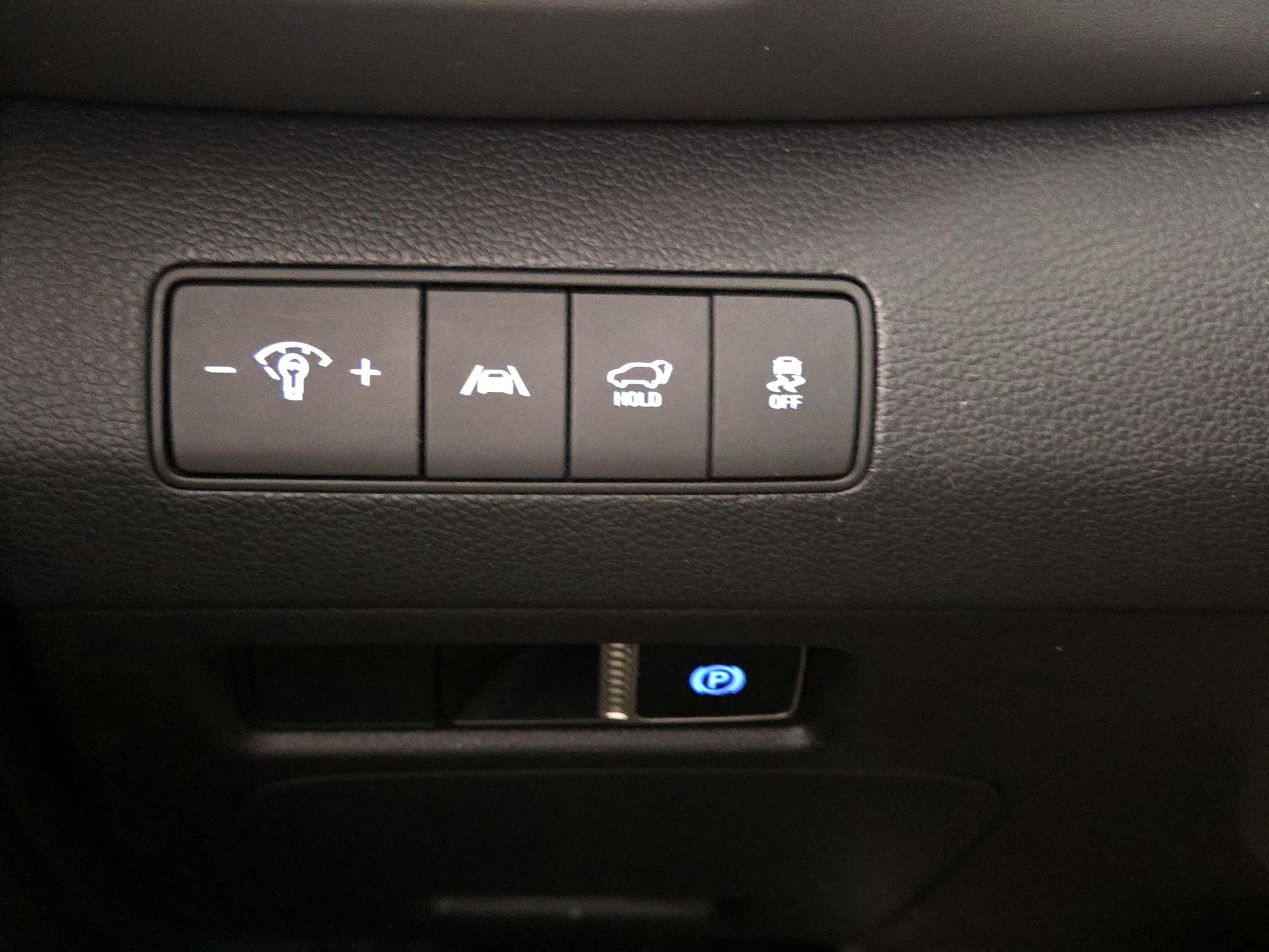 Thumbnail: 2023 Hyundai Santa Fe - 13