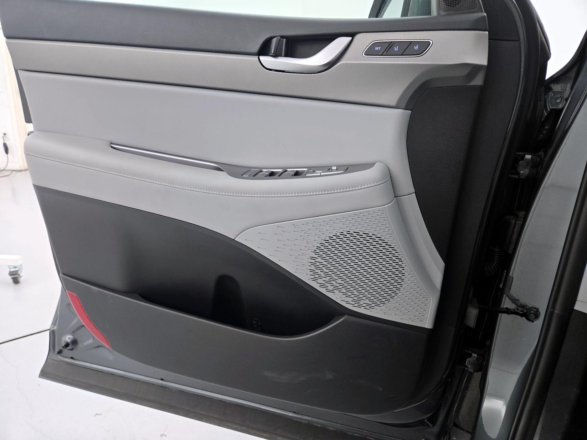 Thumbnail: 2022 Hyundai Palisade - 12