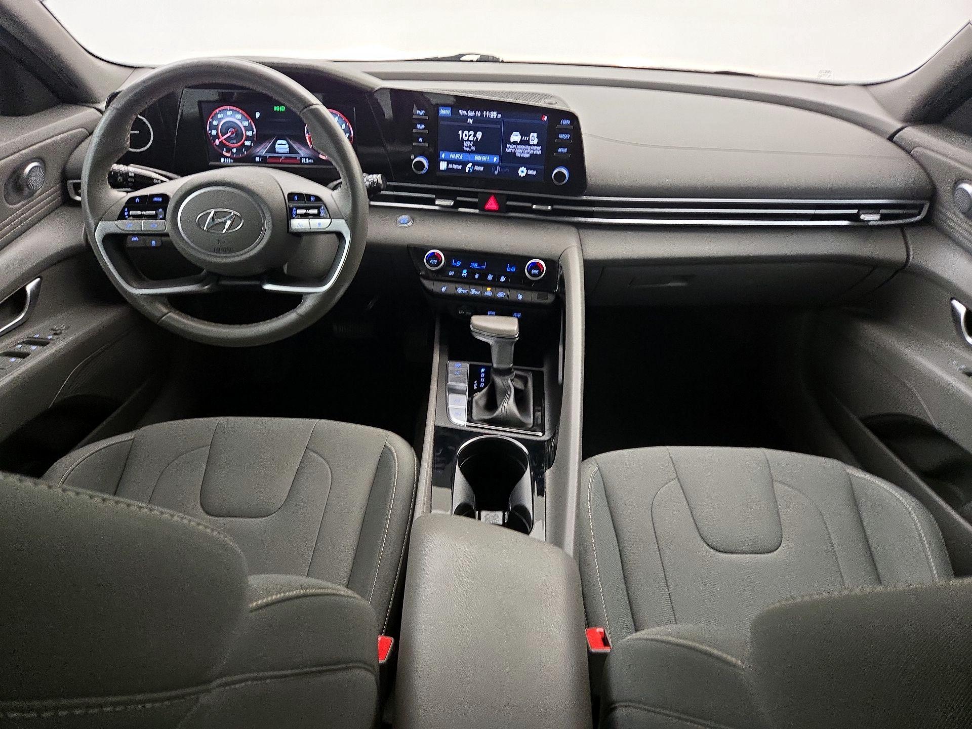 Thumbnail: 2022 Hyundai Elantra - 9