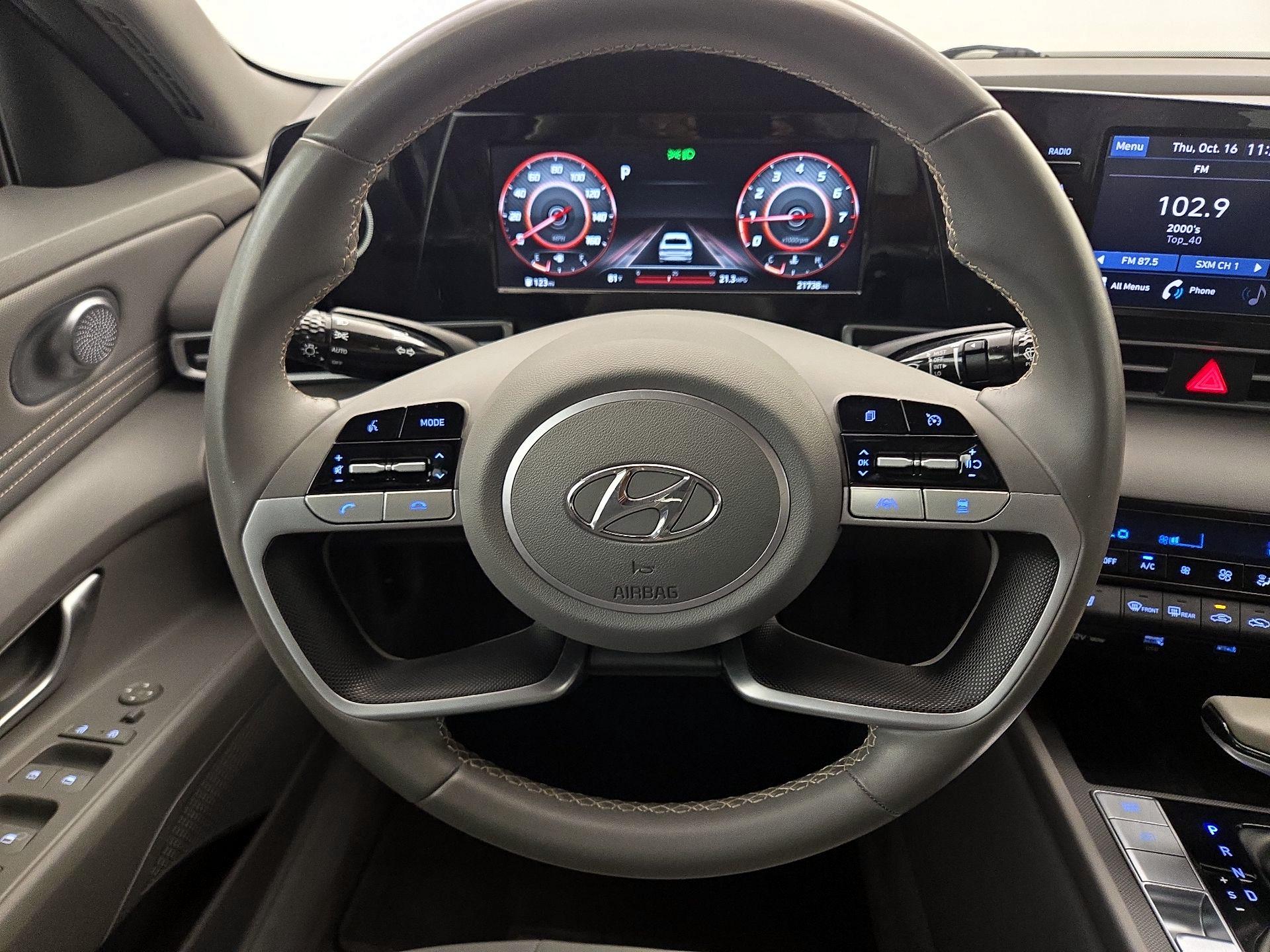 Thumbnail: 2022 Hyundai Elantra - 10