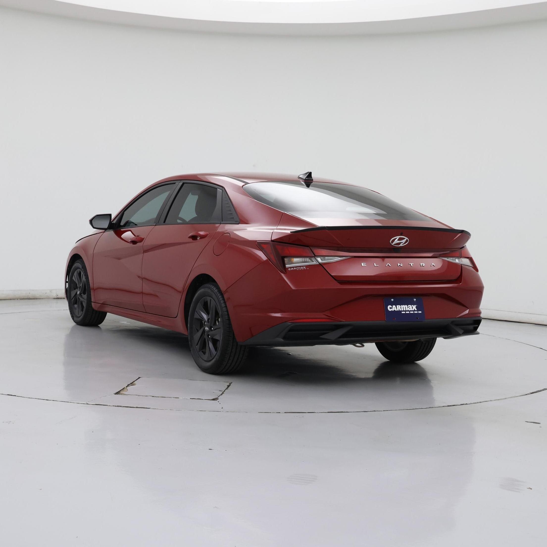 Thumbnail: 2022 Hyundai Elantra - 2