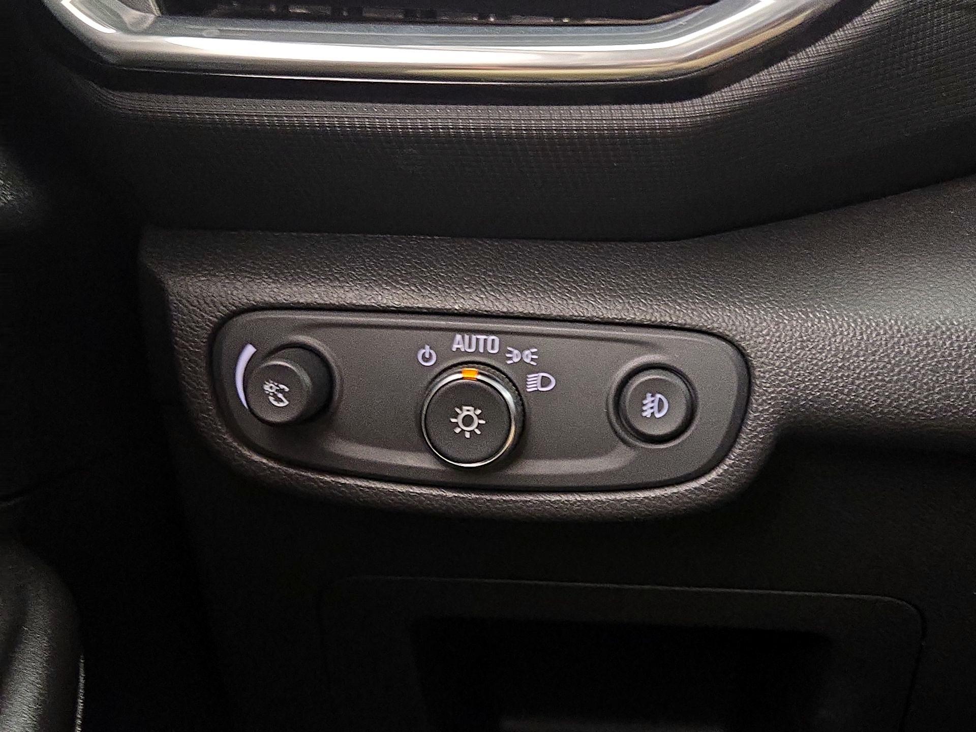 Thumbnail: 2023 Chevrolet TrailBlazer - 13