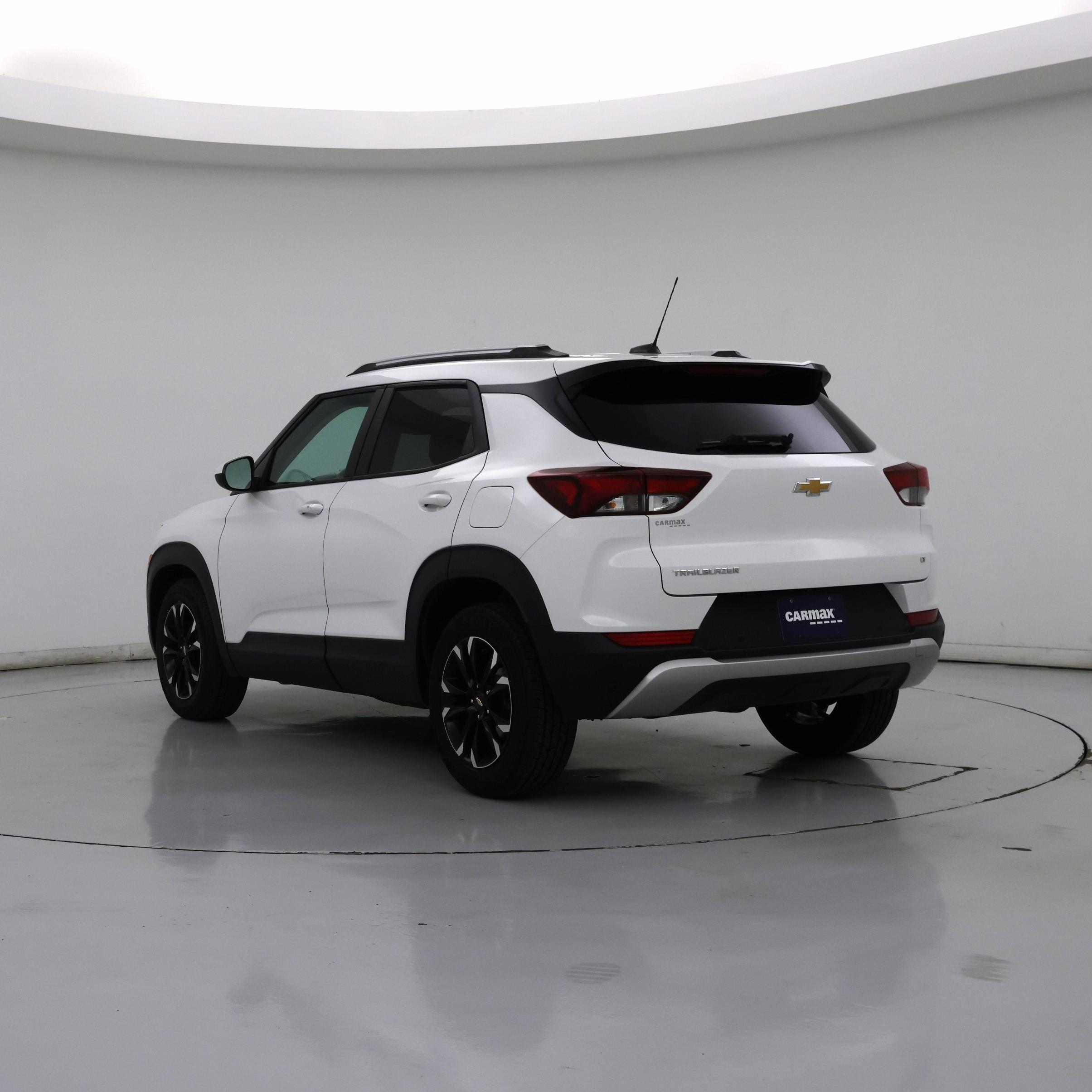 Thumbnail: 2023 Chevrolet TrailBlazer - 2