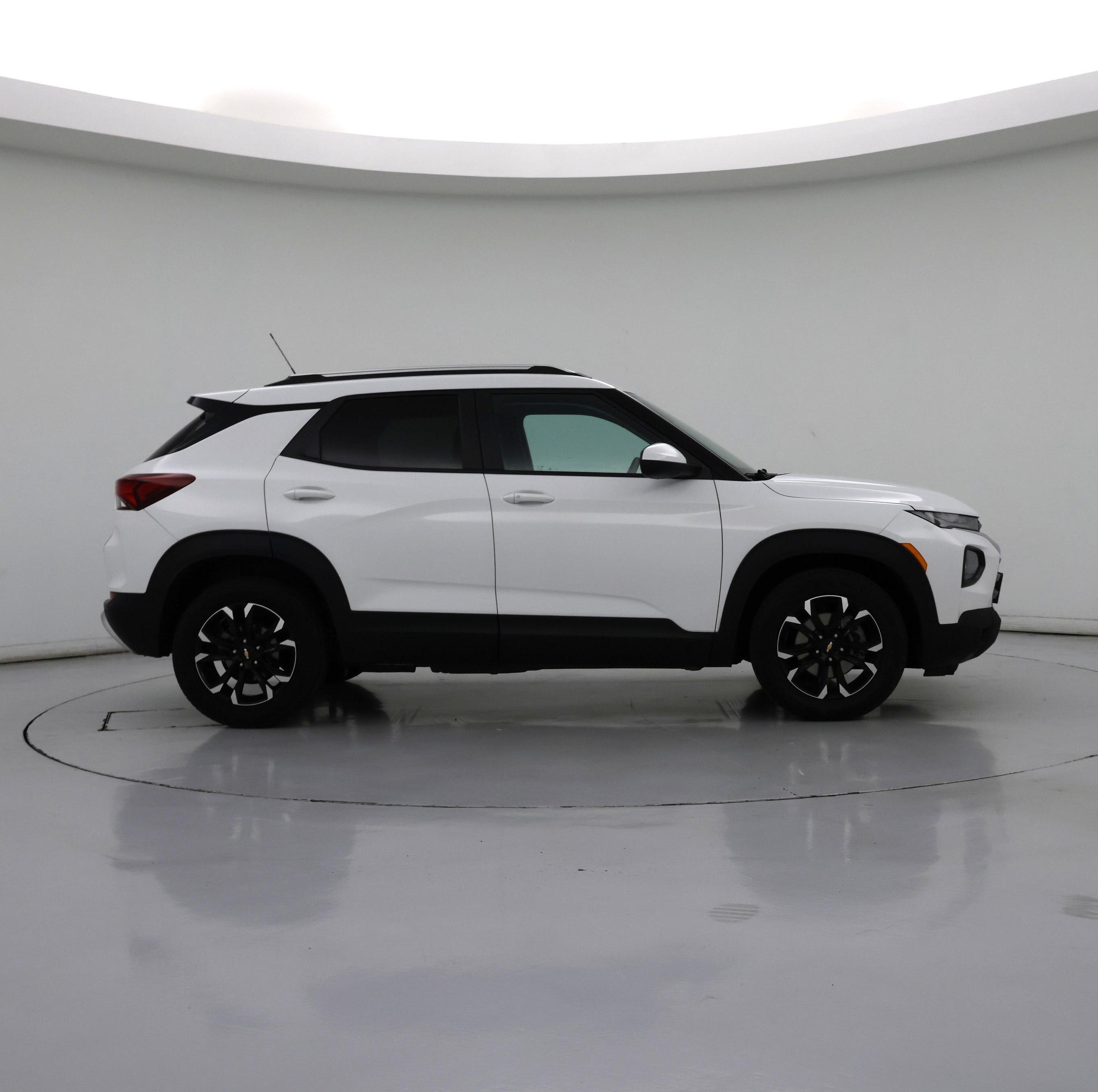 Thumbnail: 2023 Chevrolet TrailBlazer - 7