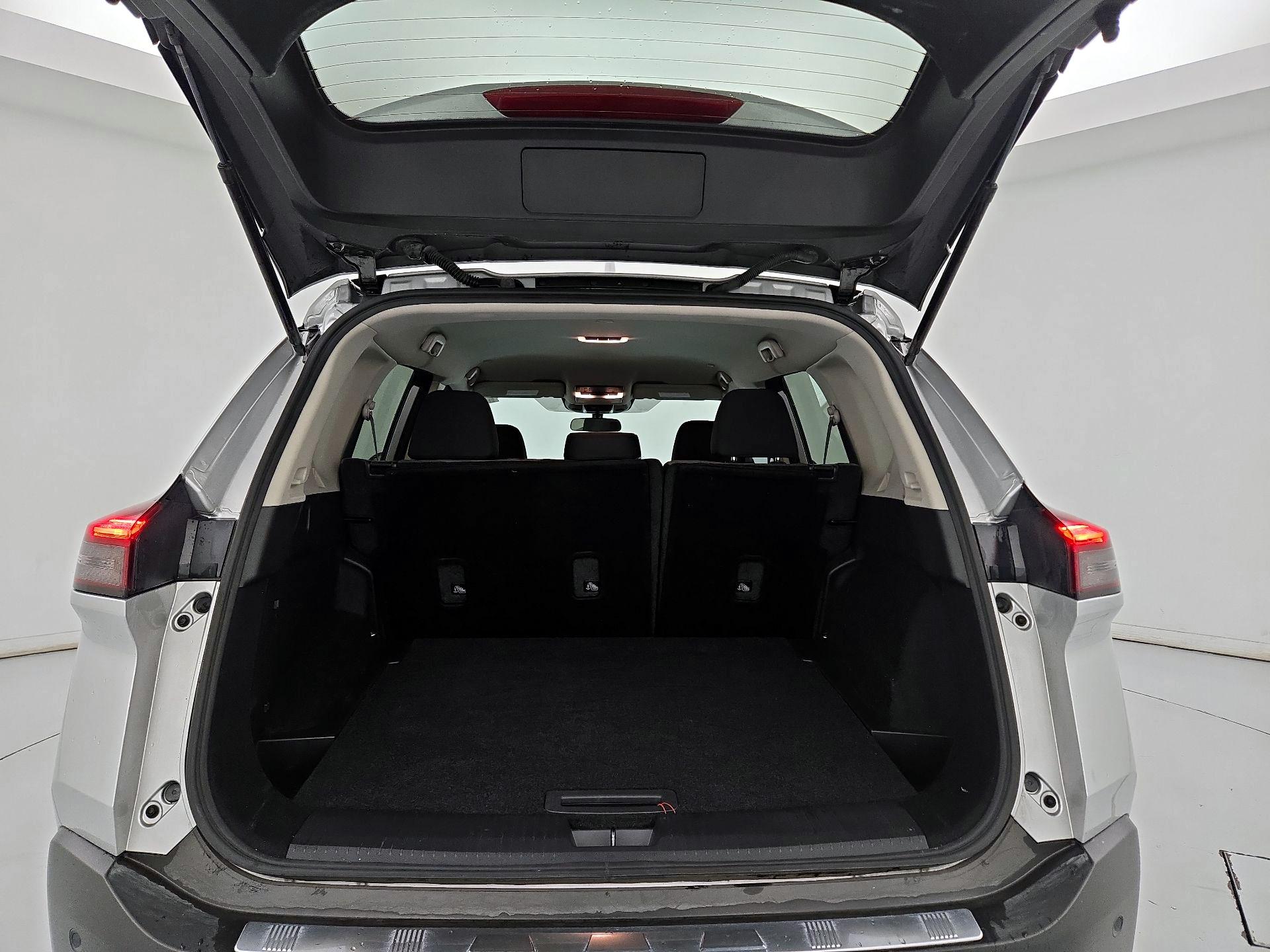 Thumbnail: 2023 Nissan Rogue - 20