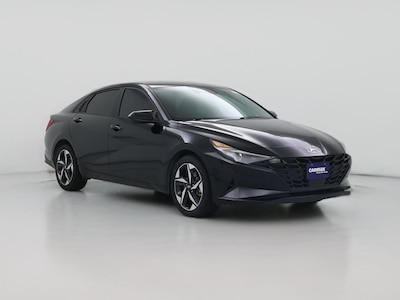 Black 2023 Hyundai Elantra SEL